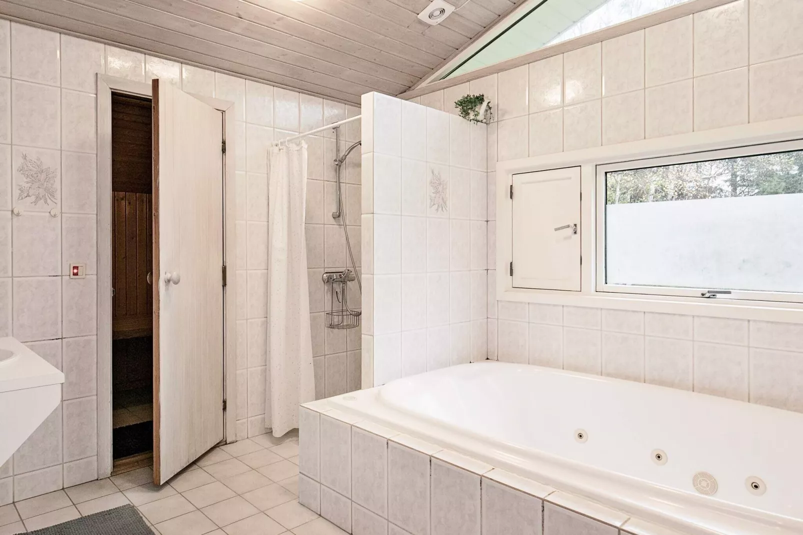 Luxury Spa Retreat in Blavand - By Traum Ferienwohnungen-Indoor