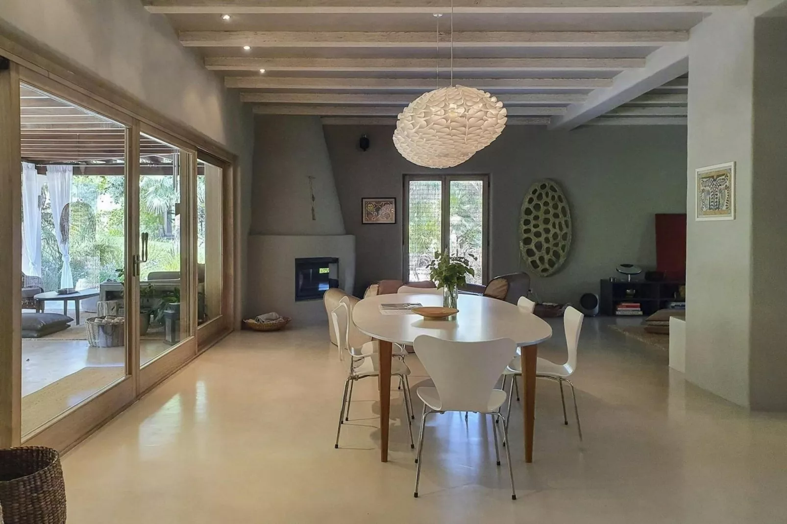 Can Moya-Dining room
