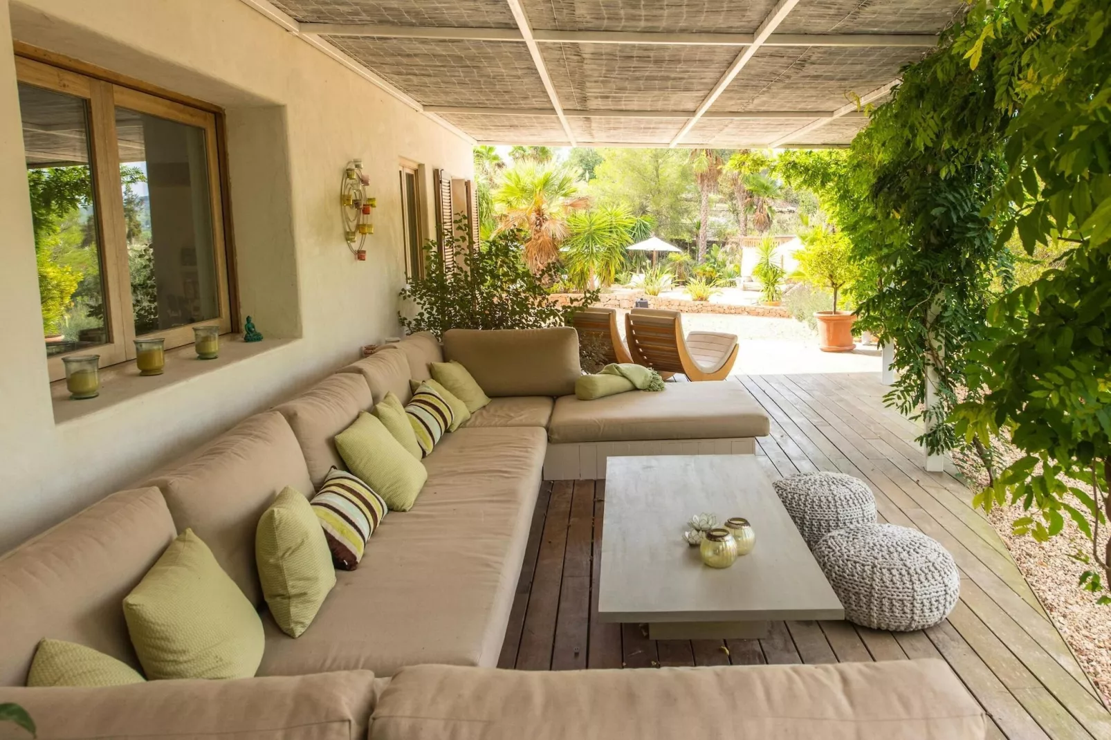 Can Moya-Terrace balcony