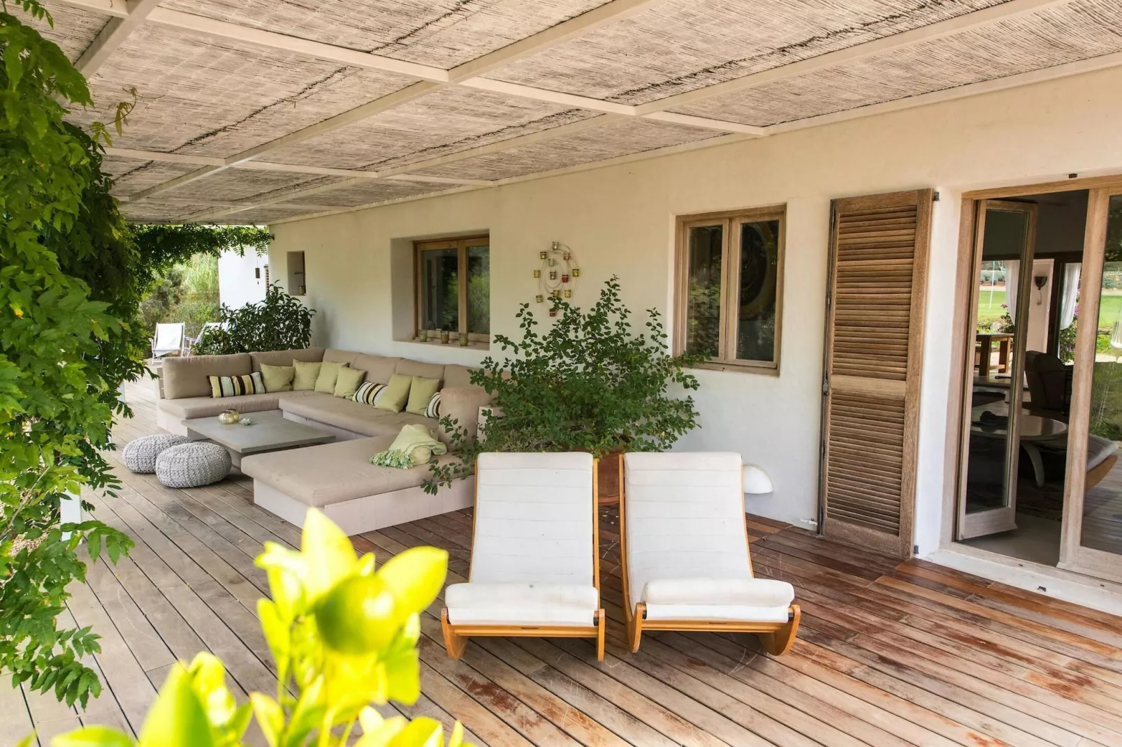 Can Moya-Terrace balcony
