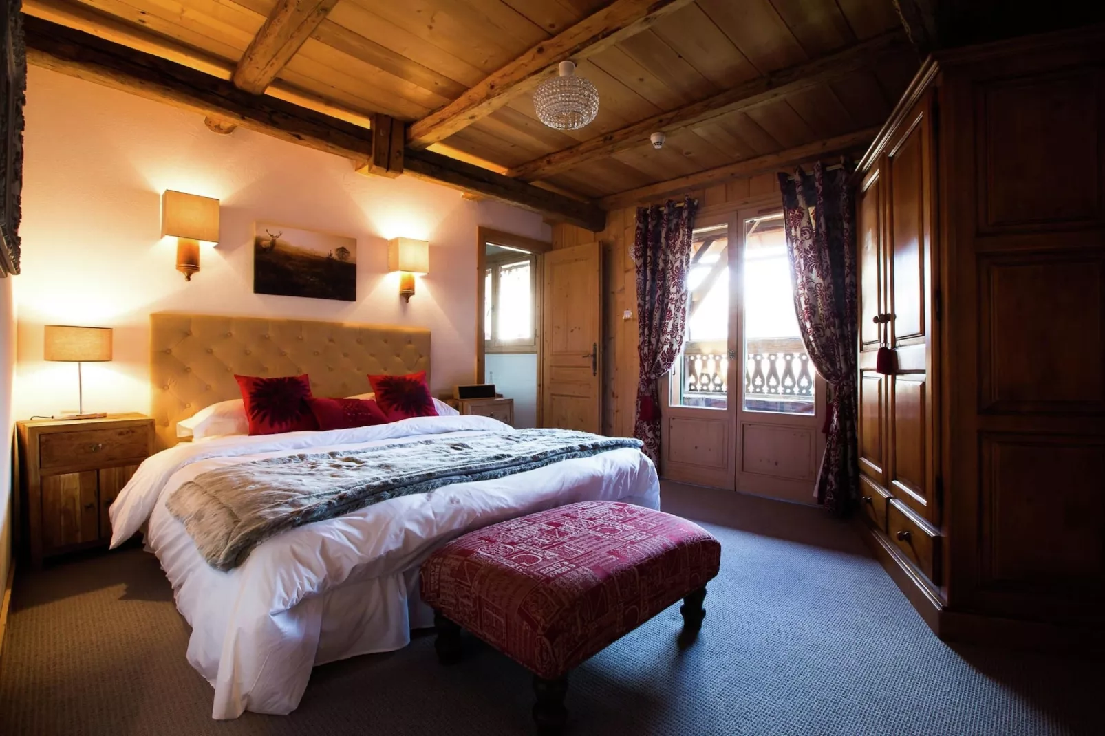 Chalet M-Bedroom