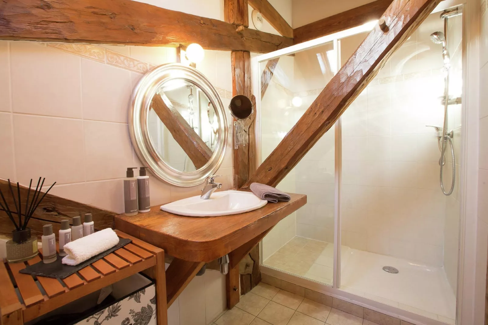 Chalet M-Bathroom