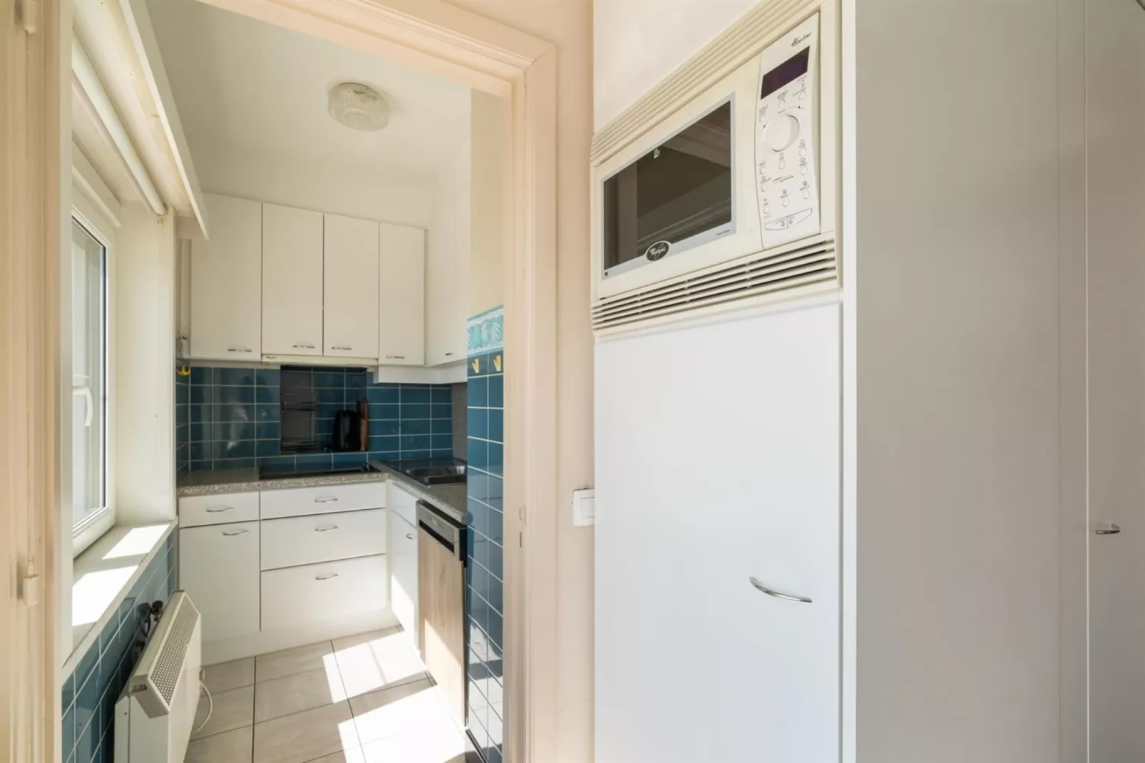 BEAU RIVAGE - 0202-Kitchen