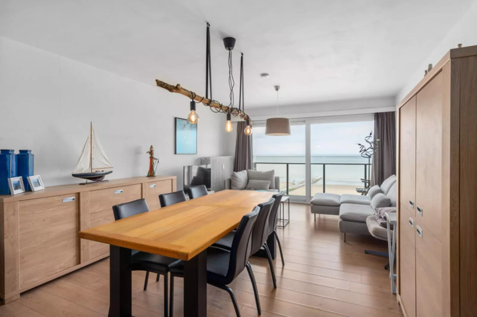 RESIDENCE BEACH - 4A-Dining room