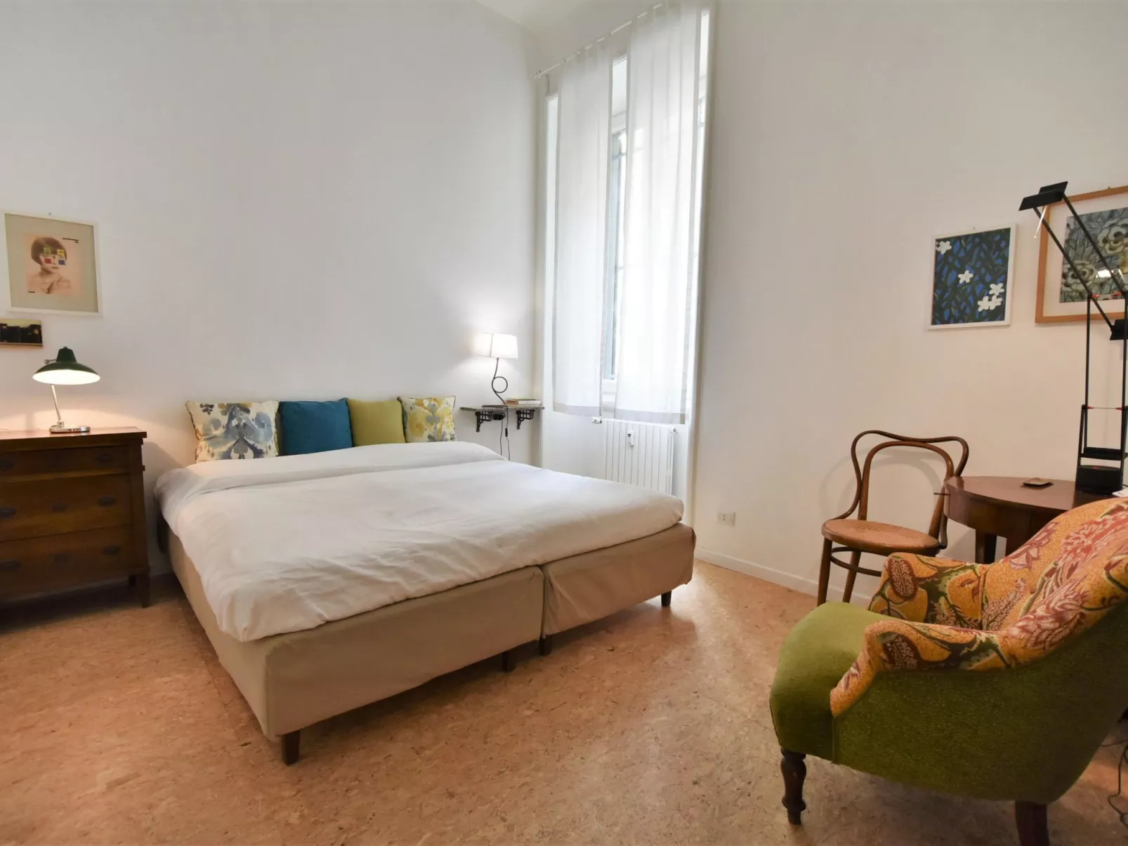NoLo Art Apartment-Inside