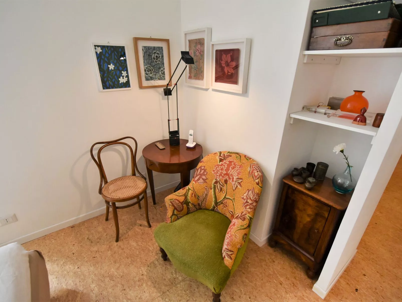 NoLo Art Apartment-Inside