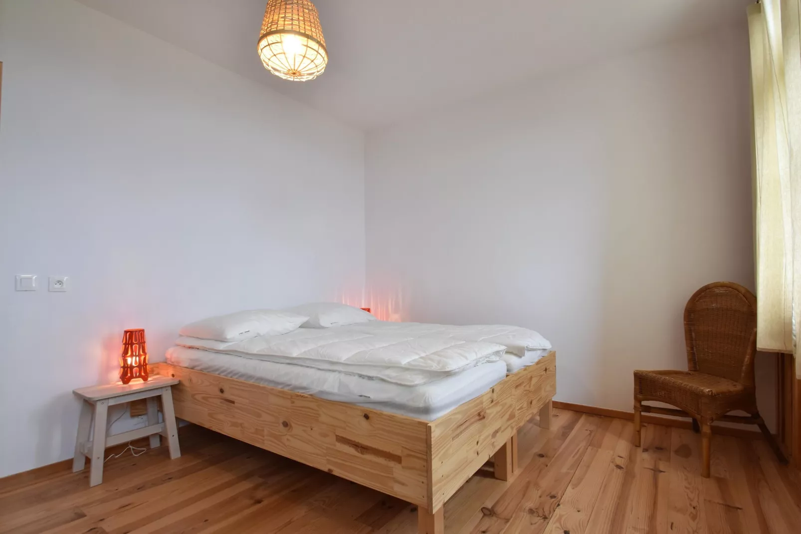 Apt  Piscine 4 pers - Levien-Bedroom