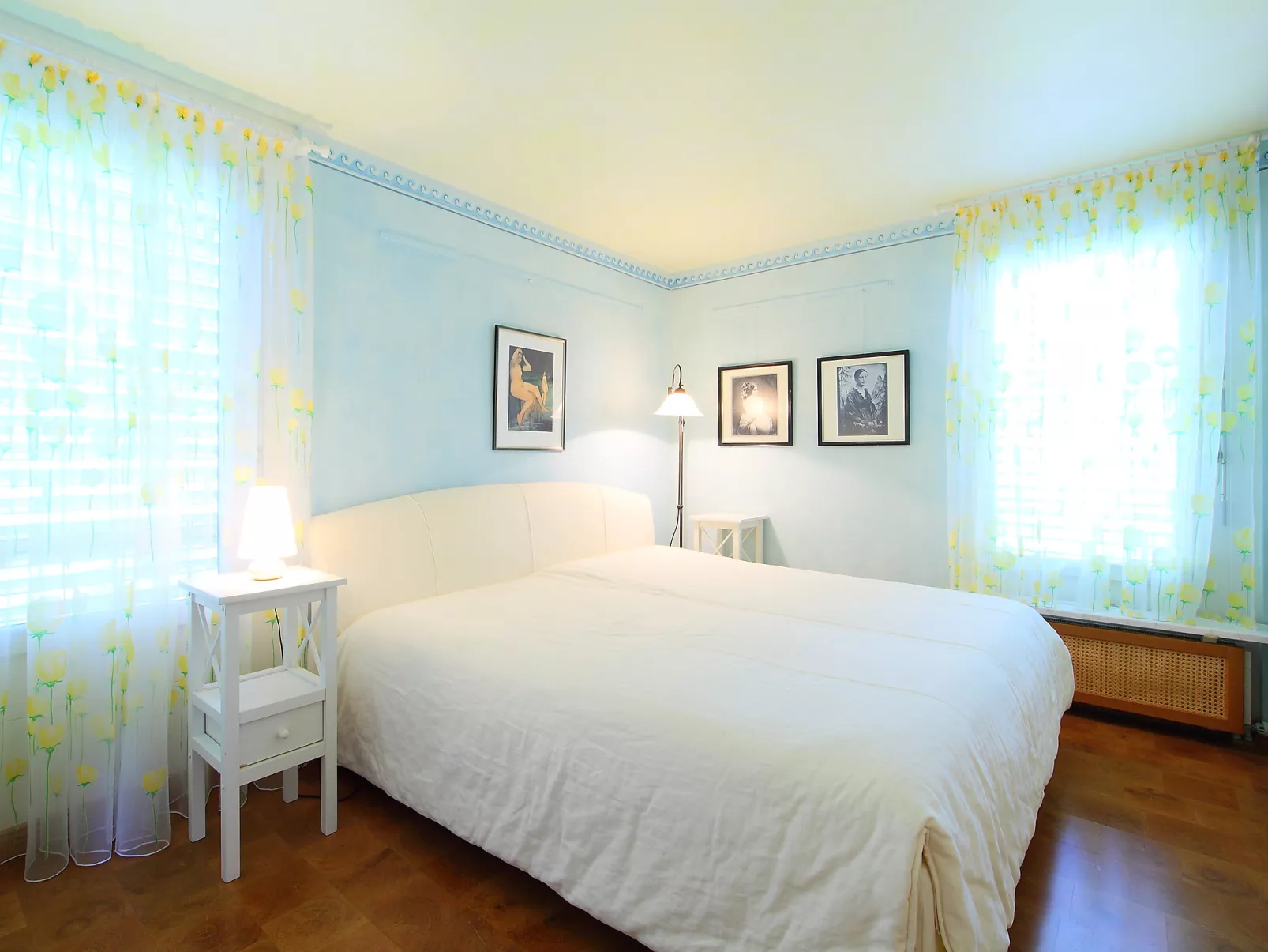 Jeanne D'Arc Apt. H-58-Inside
