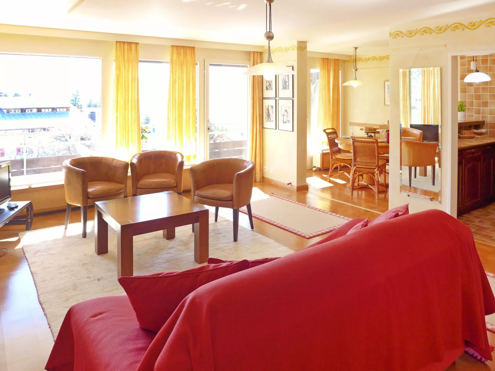 Jeanne D'Arc Apt. H-58-Inside