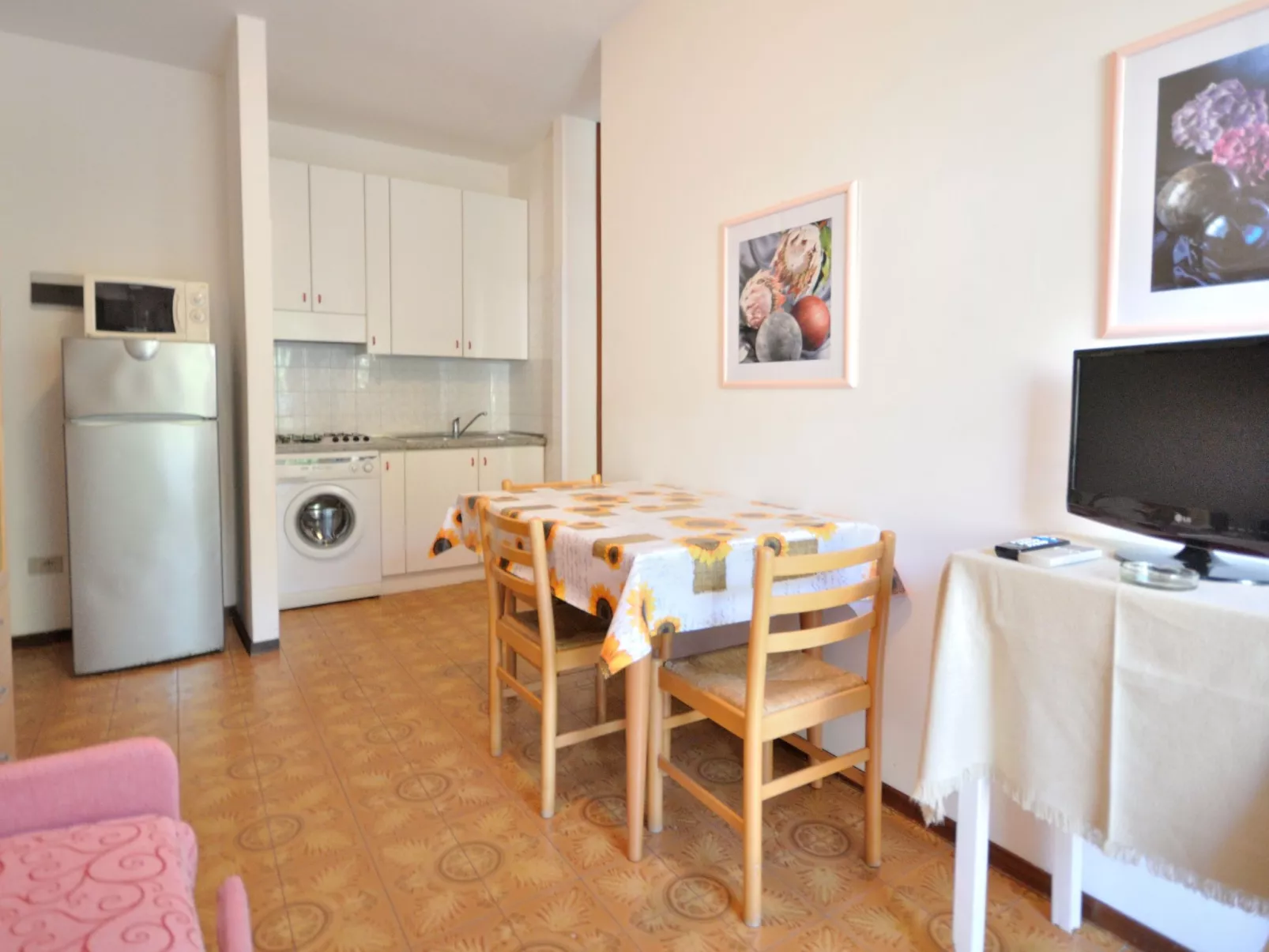 Residence Ranieri-Inside