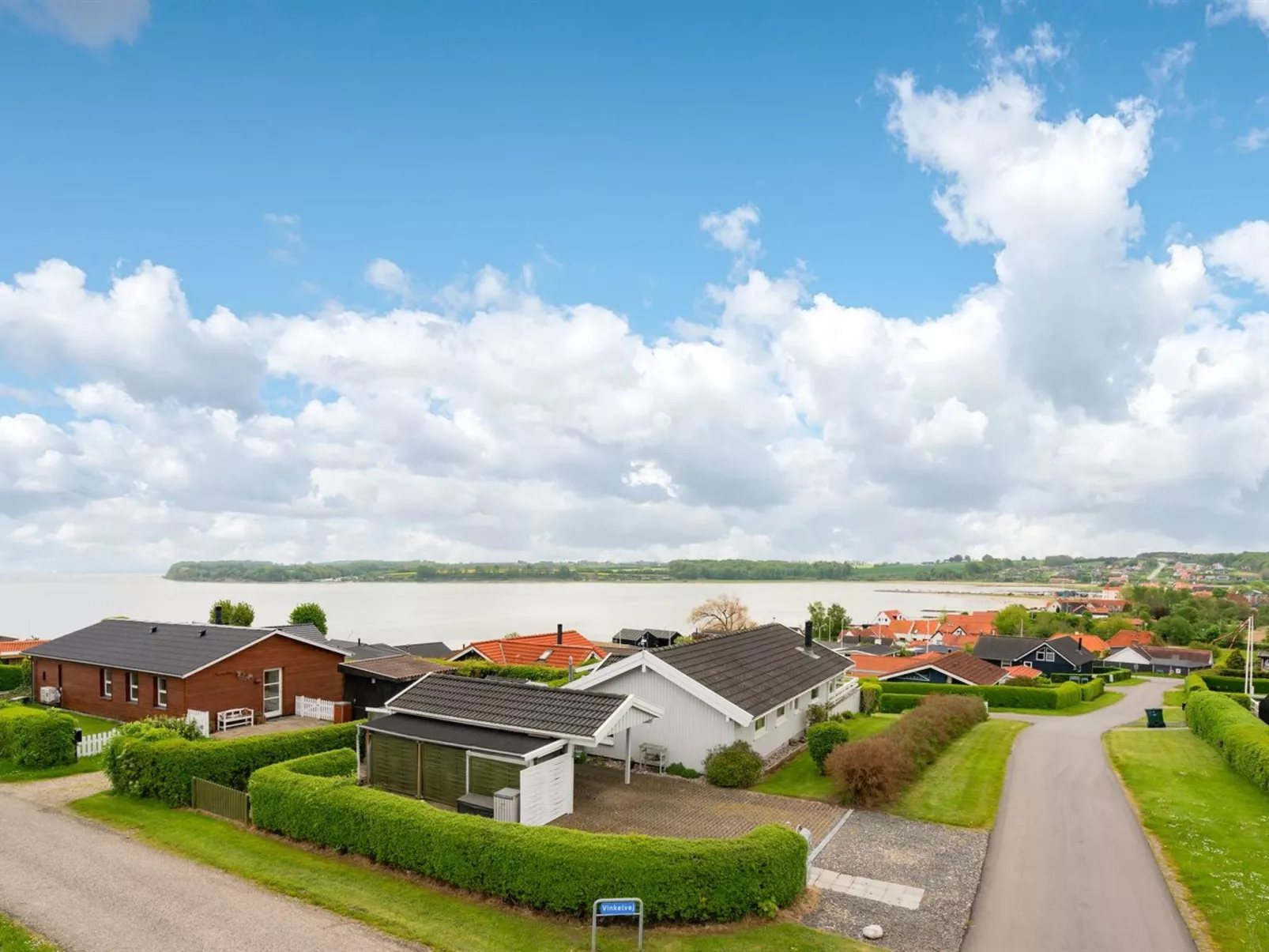 "Heimeram" - 150m from the sea-Outside