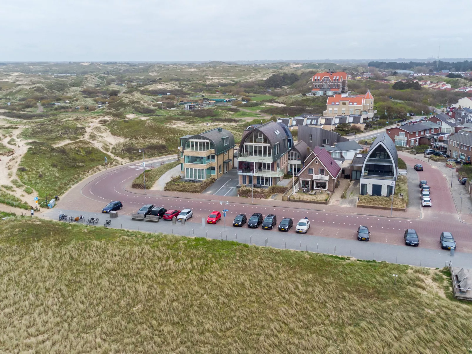 De Zeeparel-Outside