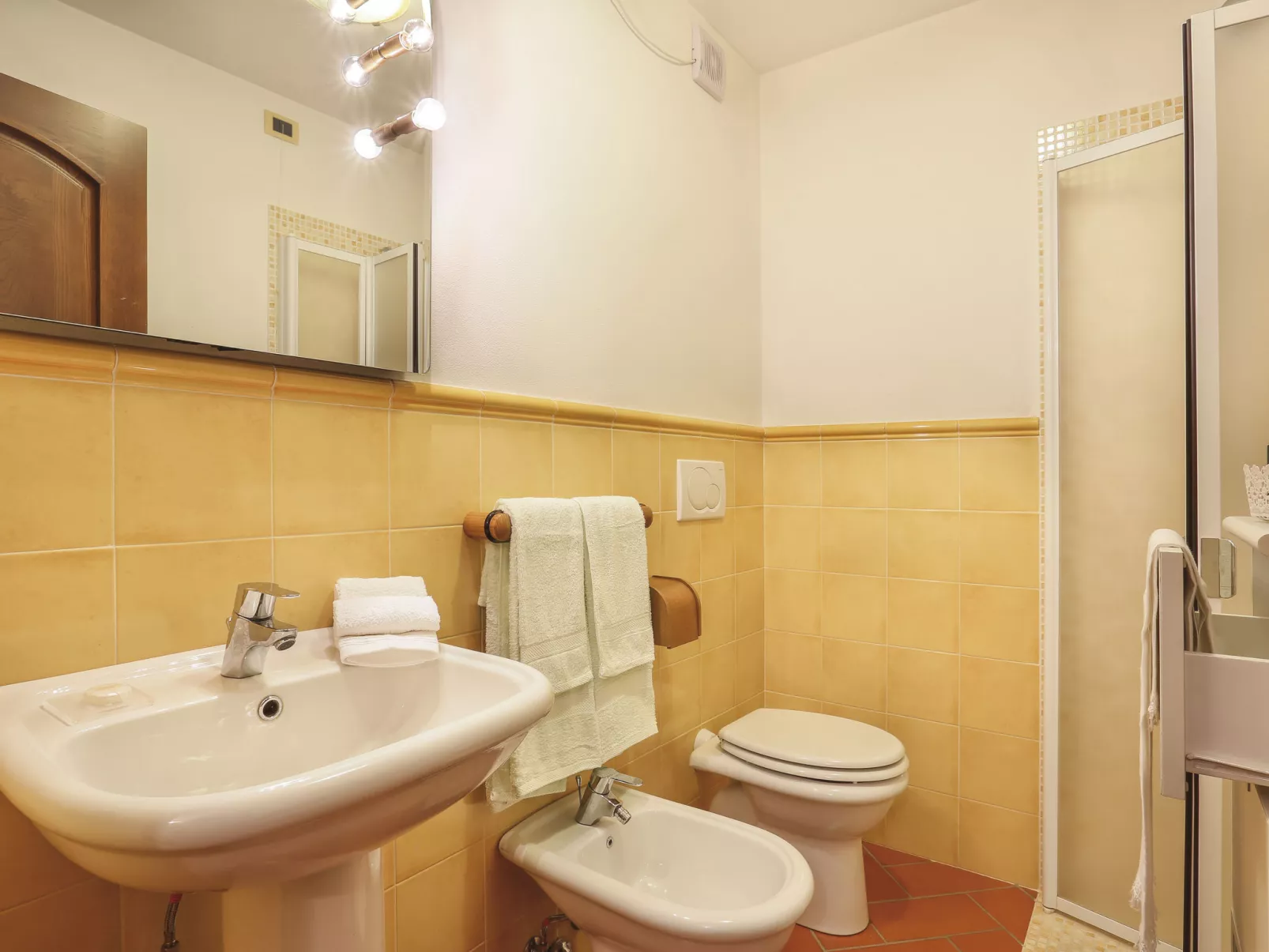 Villa I Cipressi-Inside