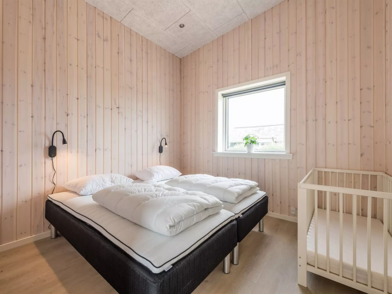 "Marius" - 400m from the sea-Inside