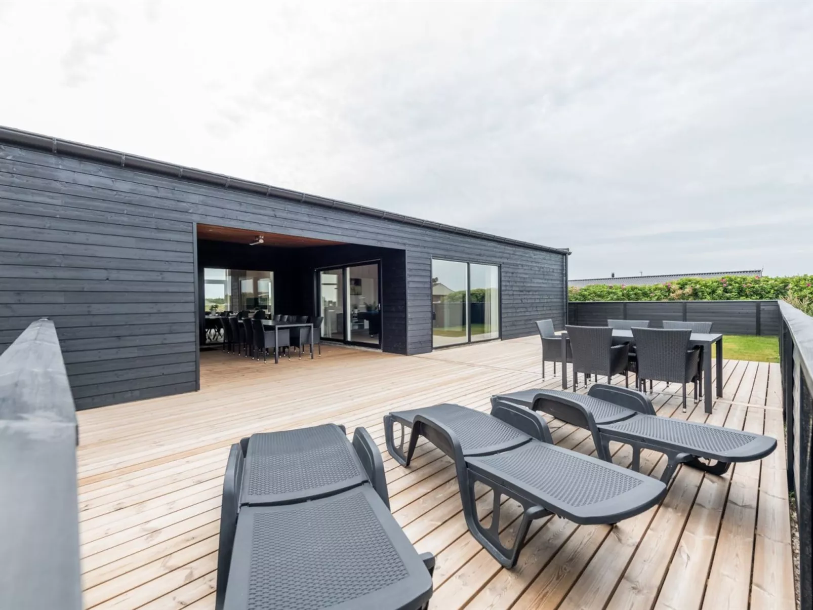 "Marius" - 400m from the sea-Outside