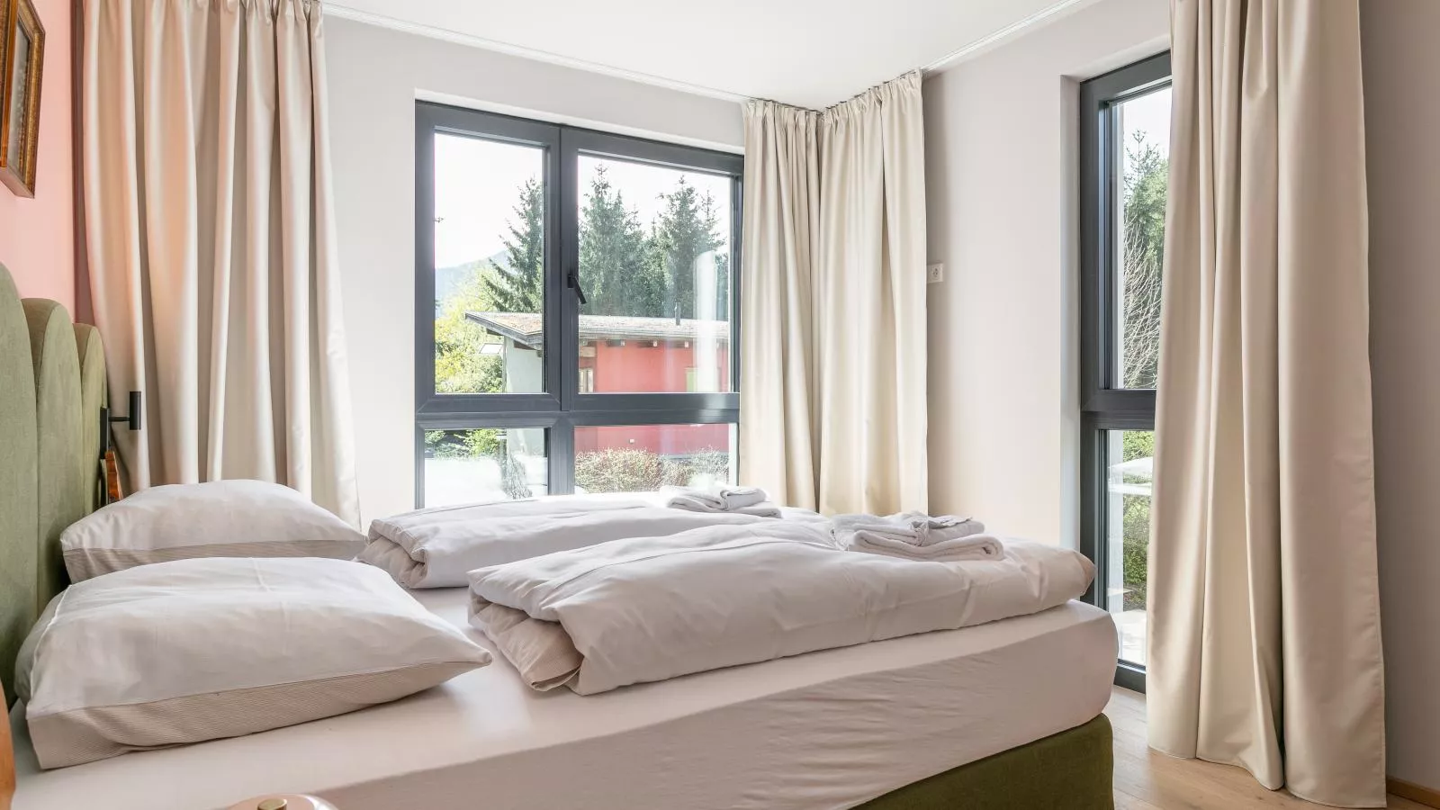 Lukasfeld 9 Top Sepp-Bedroom