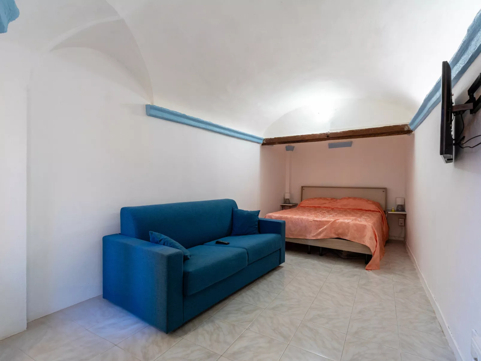 Battubelin-Inside
