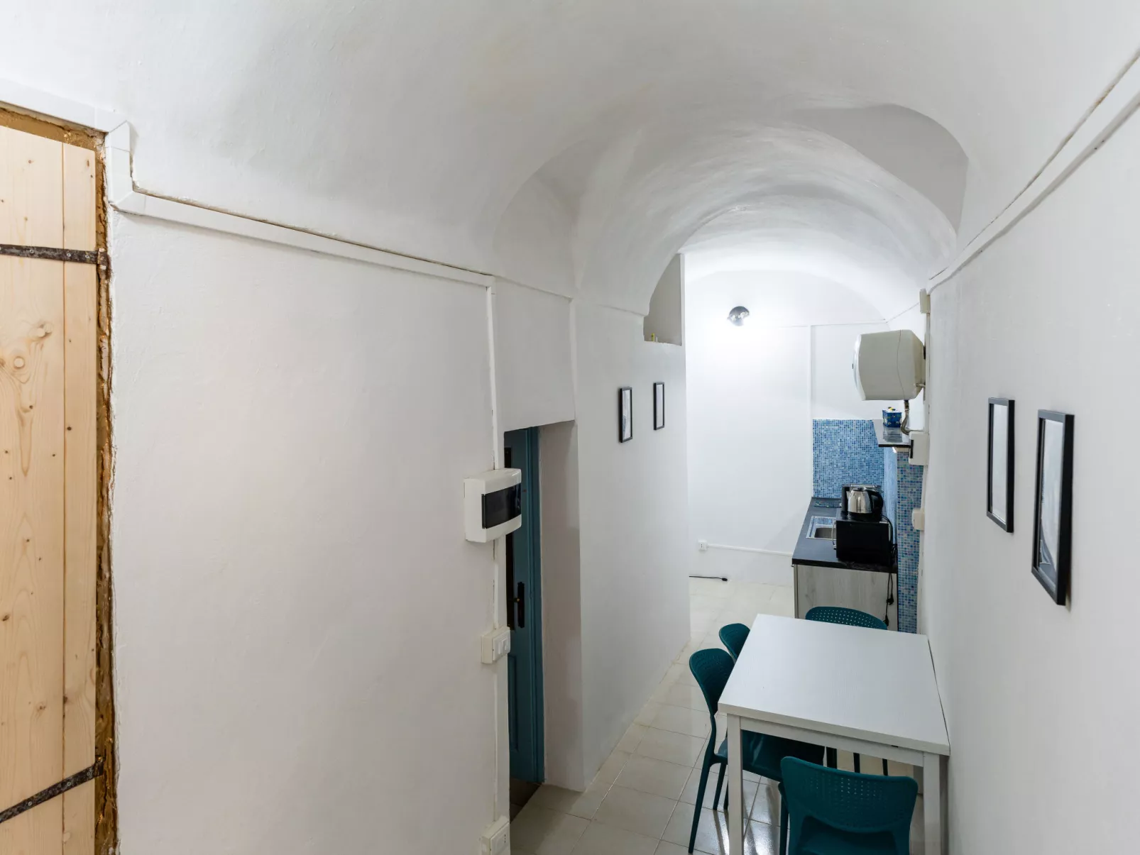 Battubelin-Inside