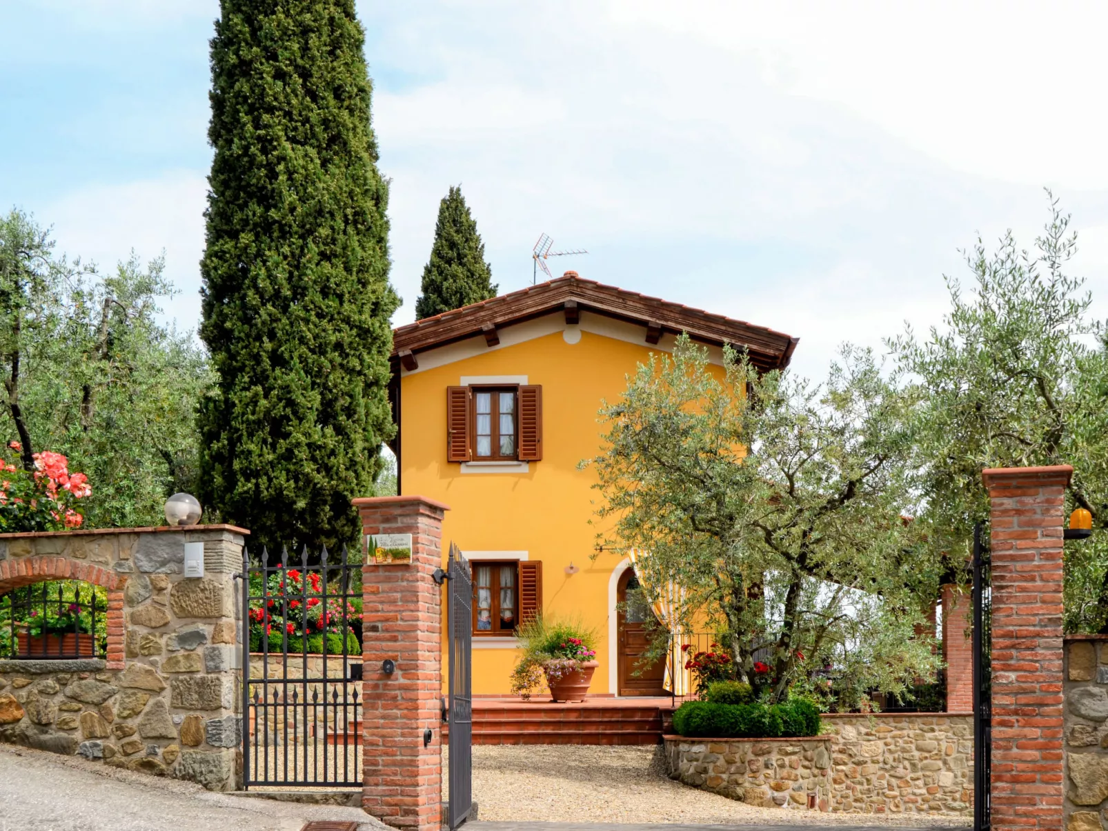 Villa I Cipressi-Outside