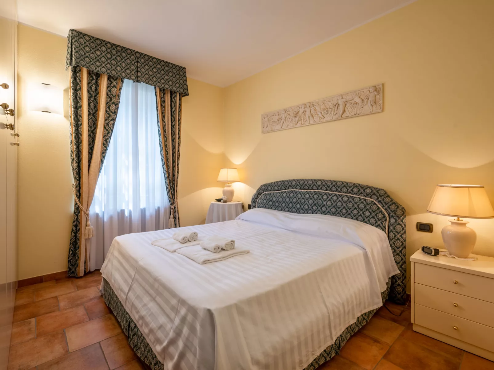 Villa Carlotta-Inside