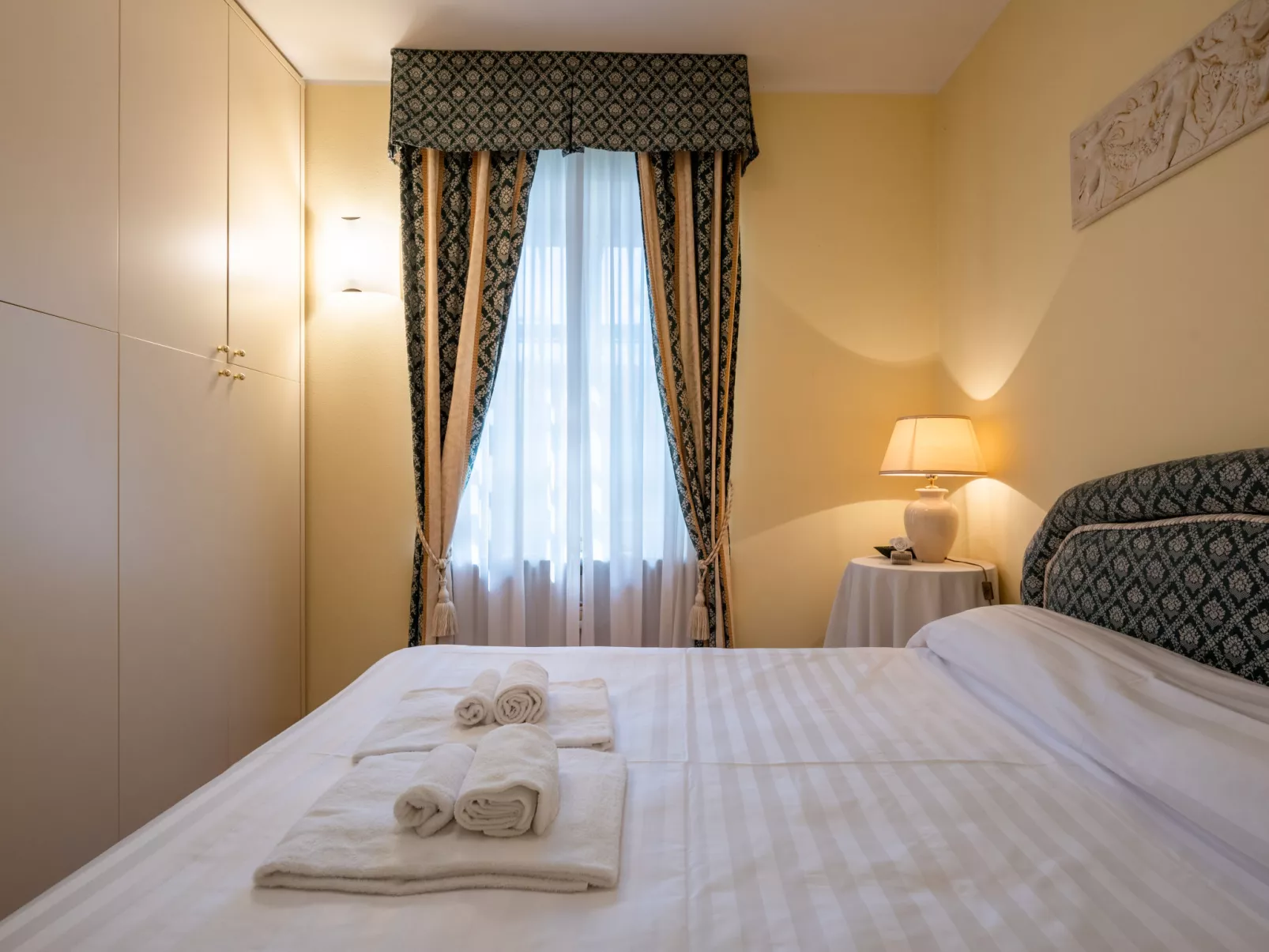 Villa Carlotta-Inside