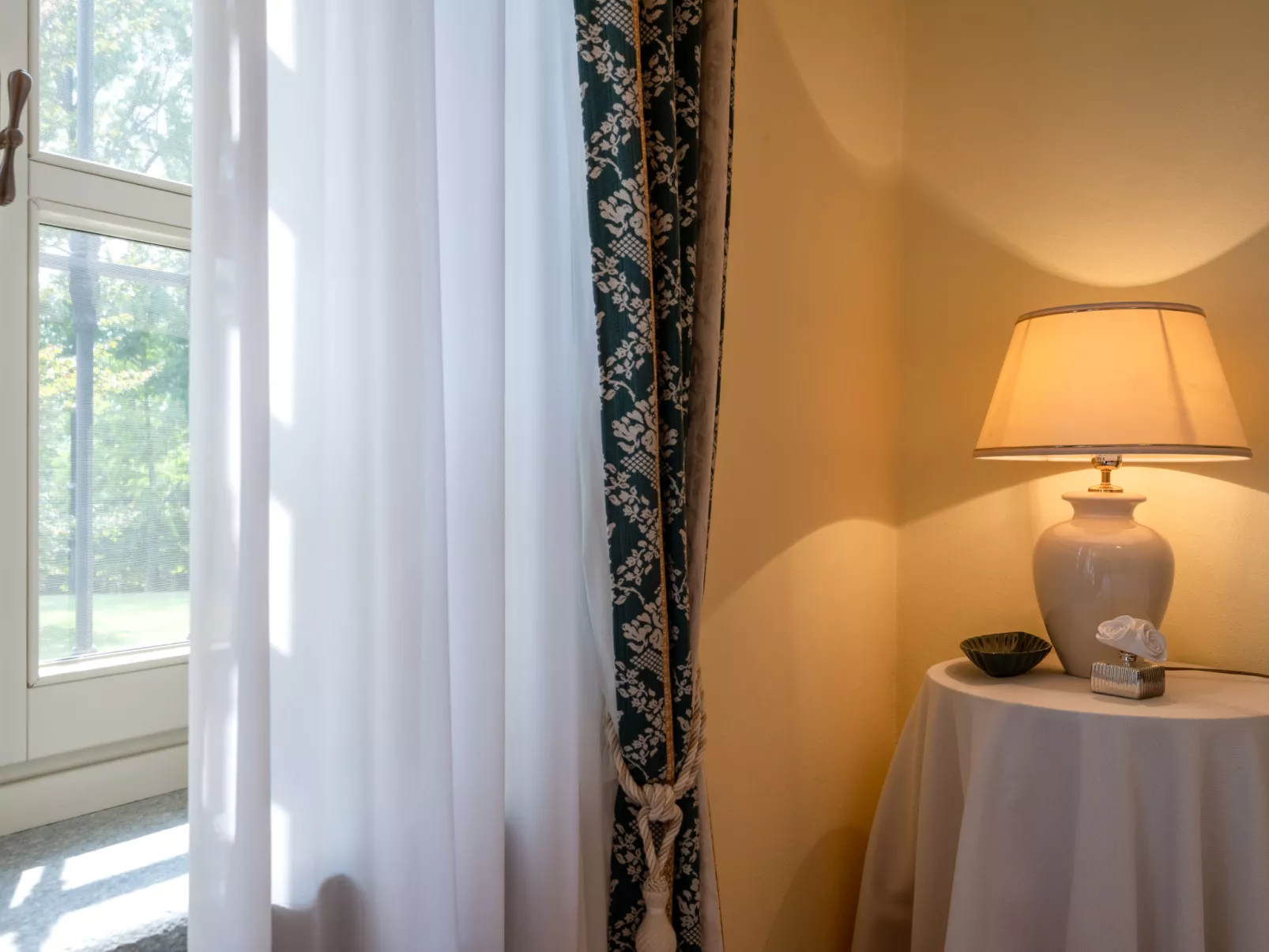 Villa Carlotta-Inside