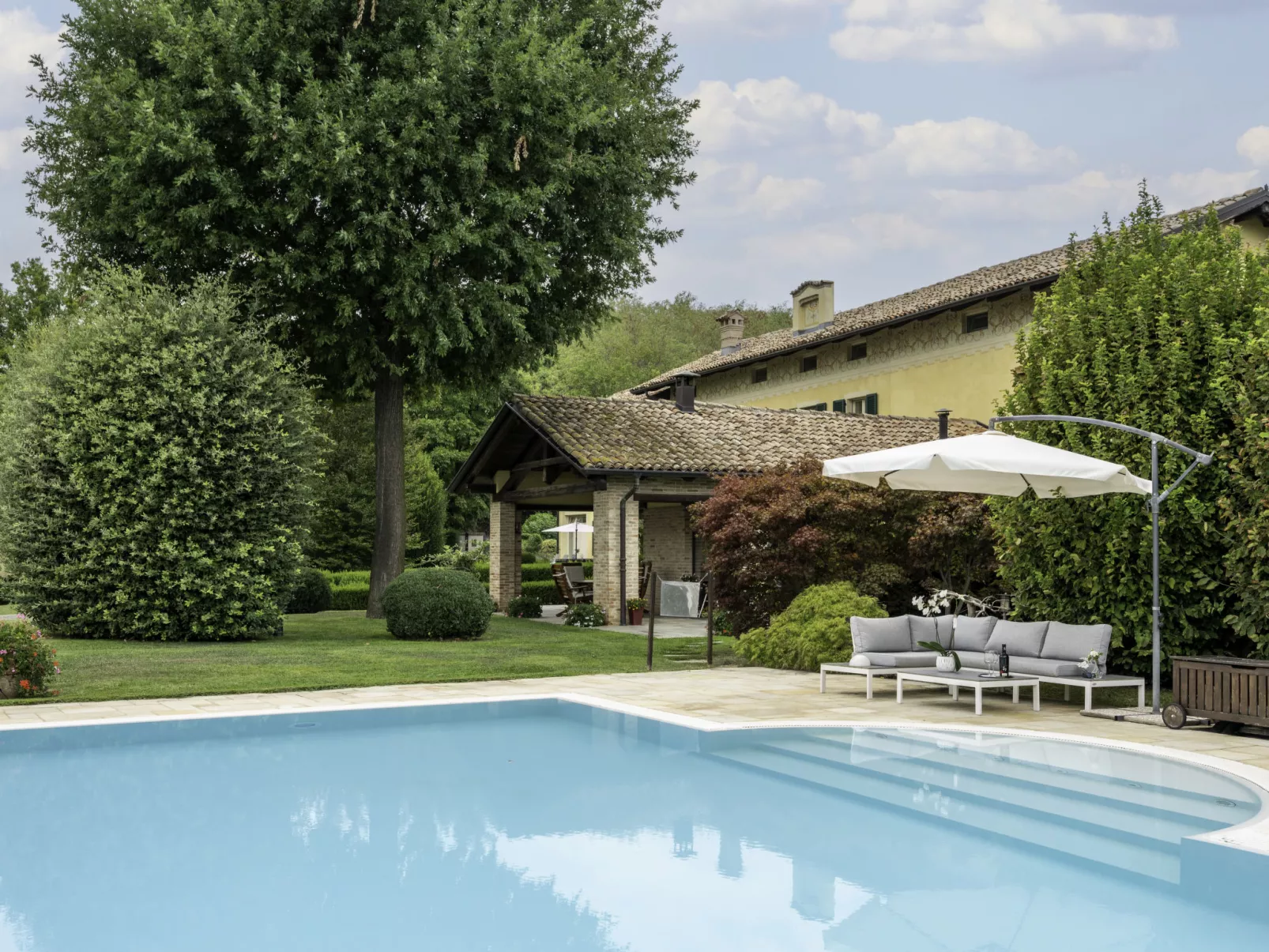 Villa Carlotta-Outside