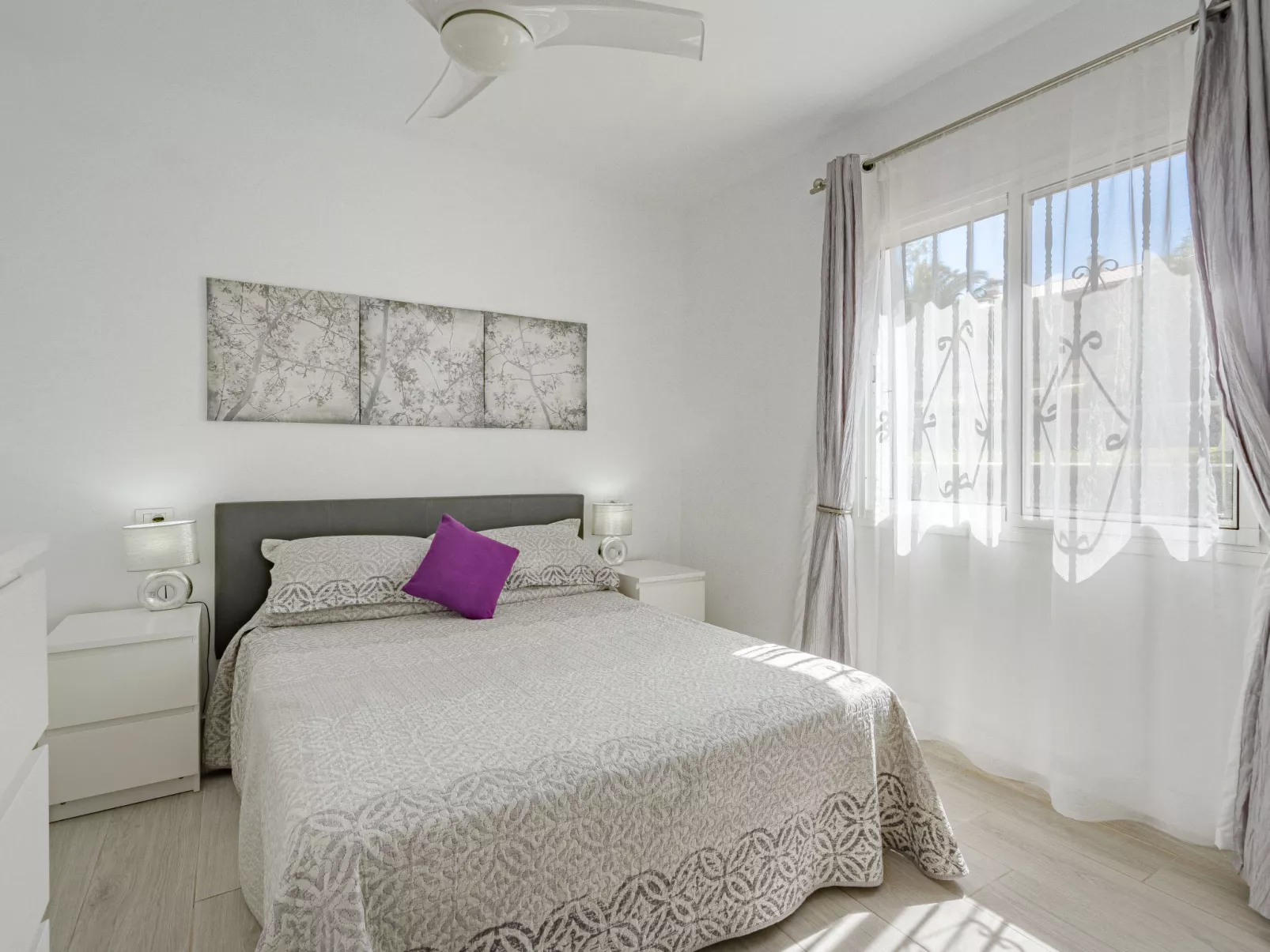 Parque Don Jose Poolside Retreat-Inside