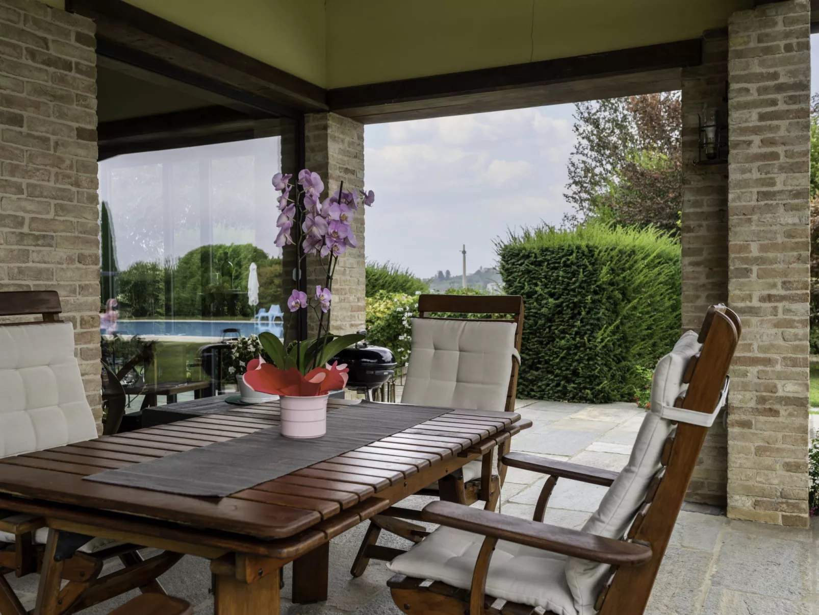 Villa Carlotta-Outside