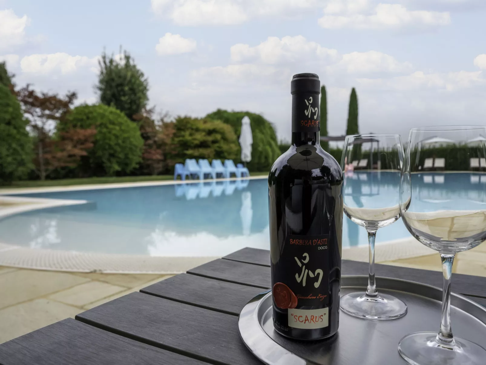 Villa Carlotta-Outside