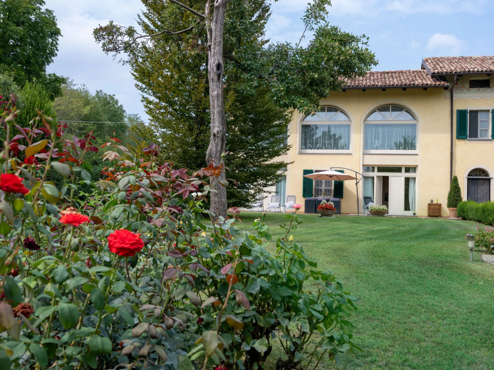 Villa Carlotta-Outside