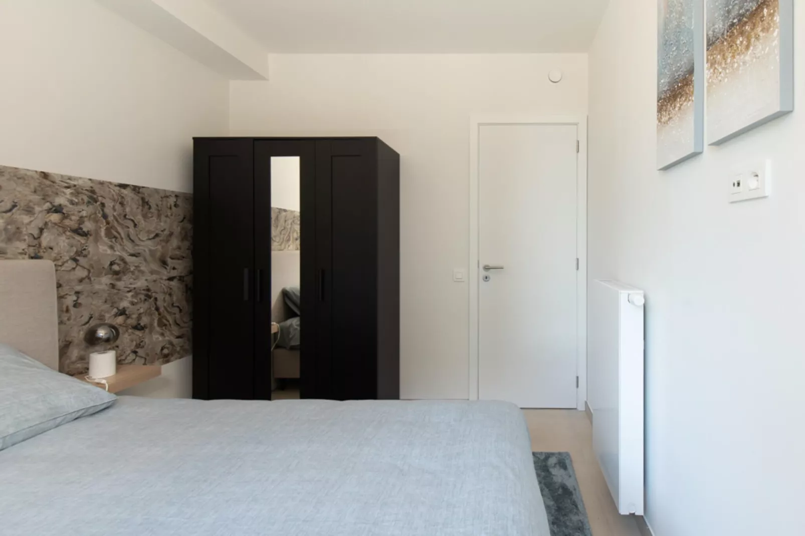ENSOR TOWER II-Bedroom