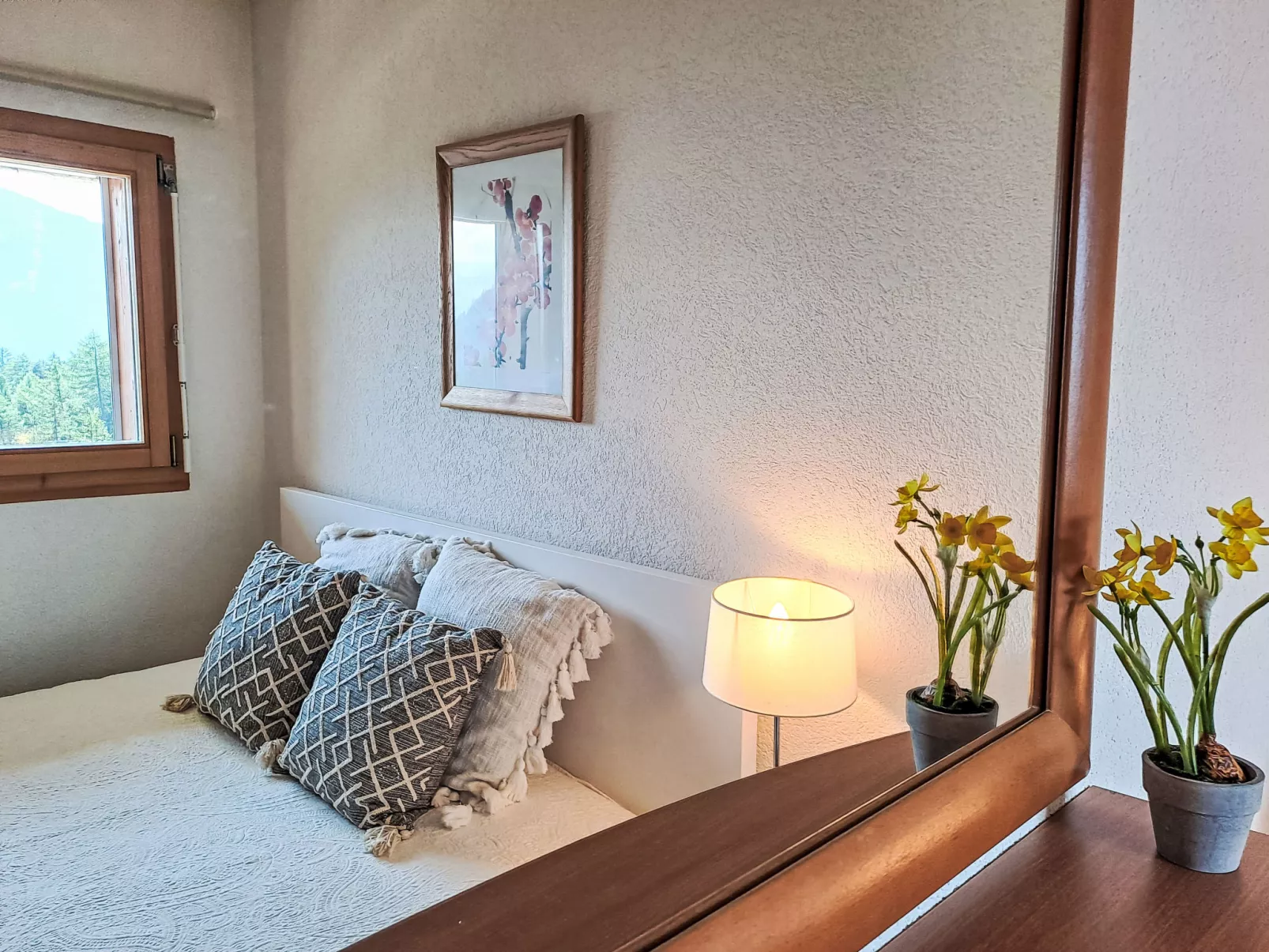 Renaissance 8-Inside