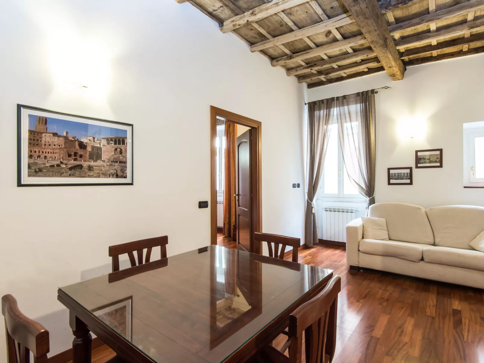 Domus Fori-Inside