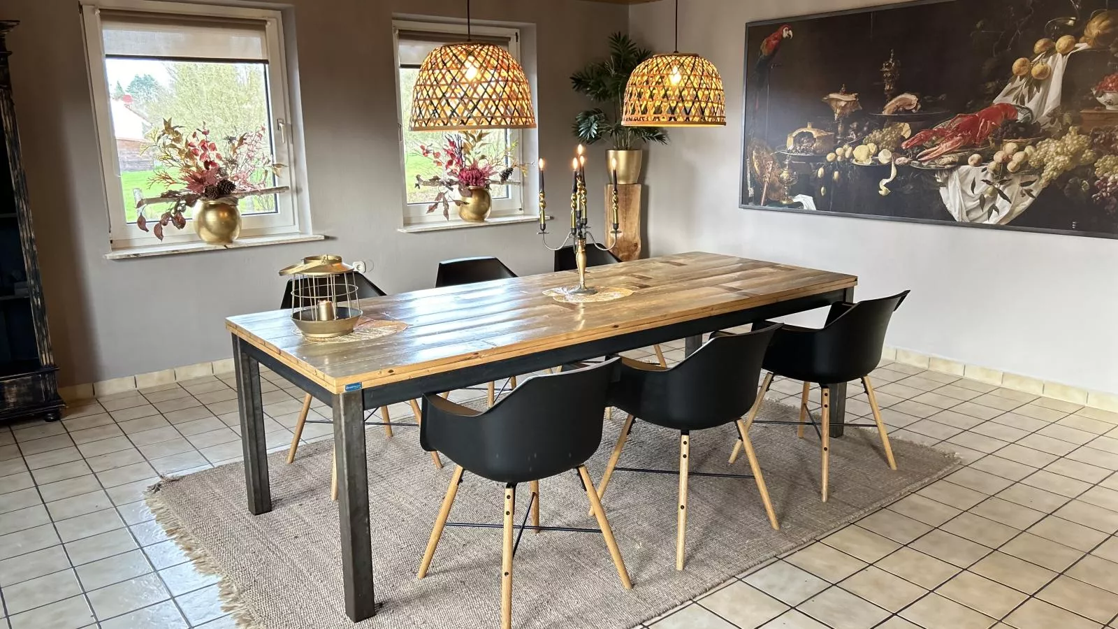 Grutsk-Dining room