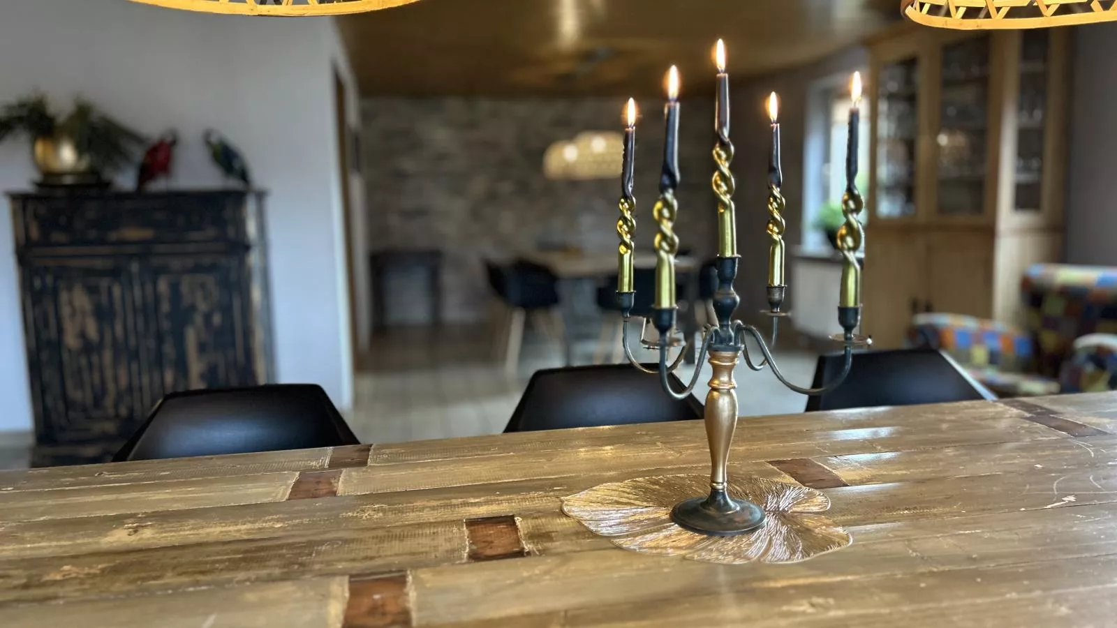 Grutsk-Dining room