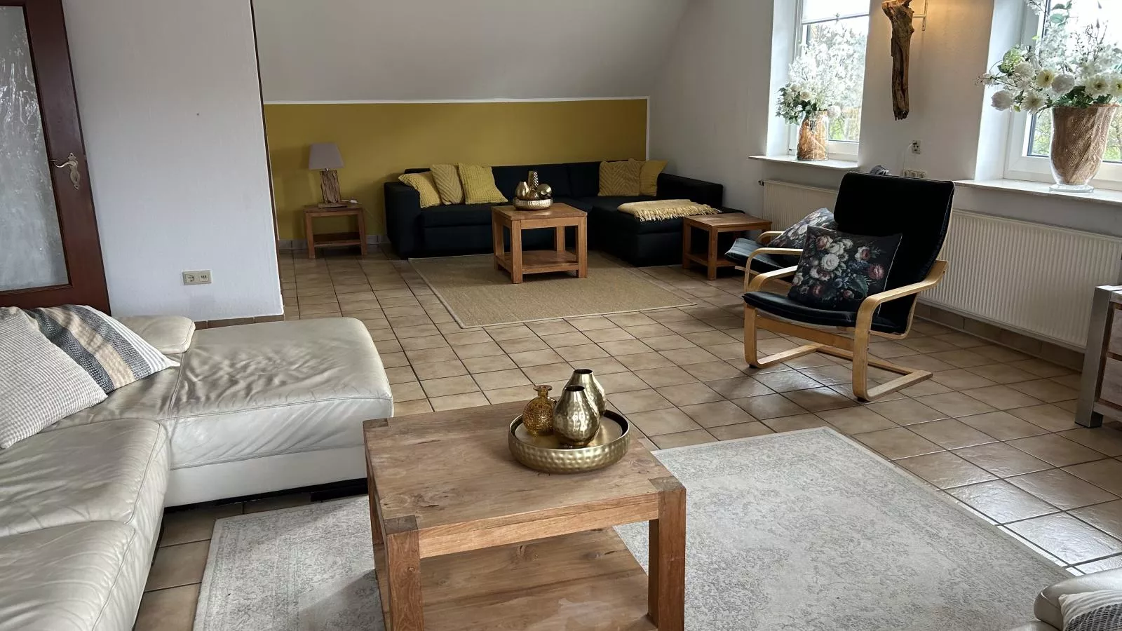 Grutsk-Living room