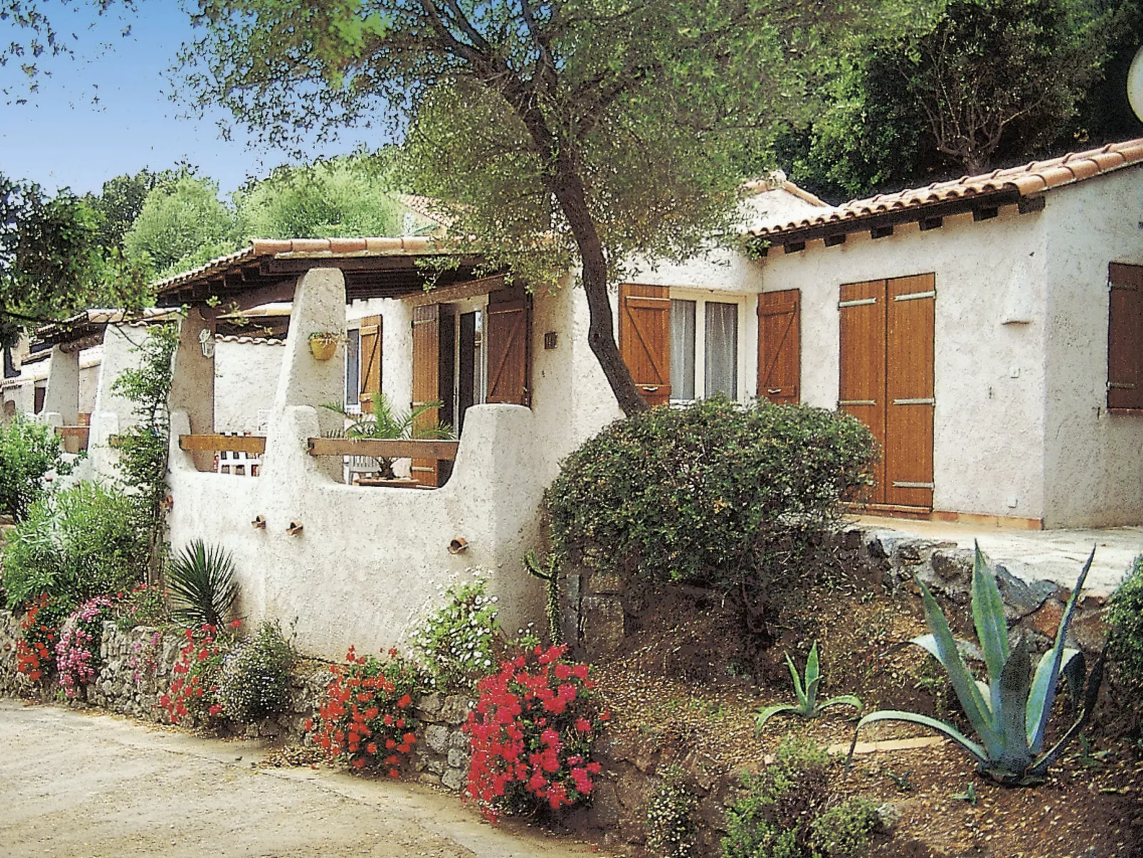 Fium del Cavu-Outside