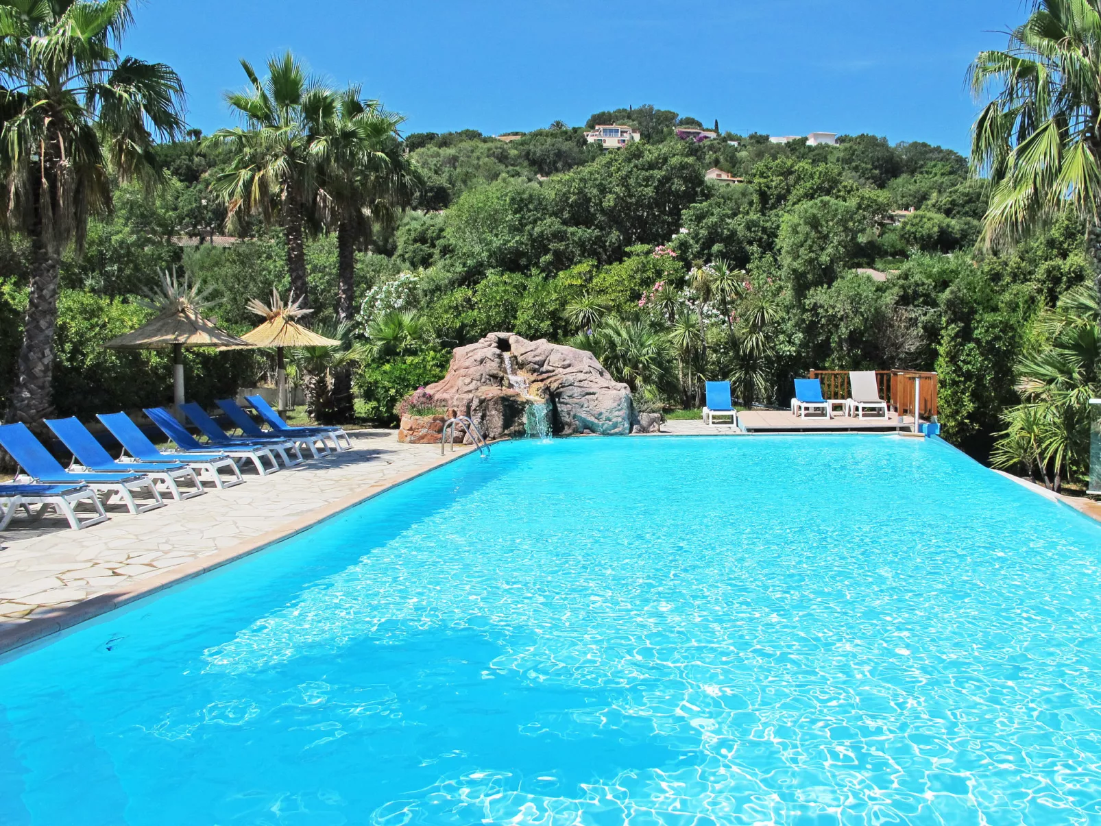 Fium del Cavu-Outside