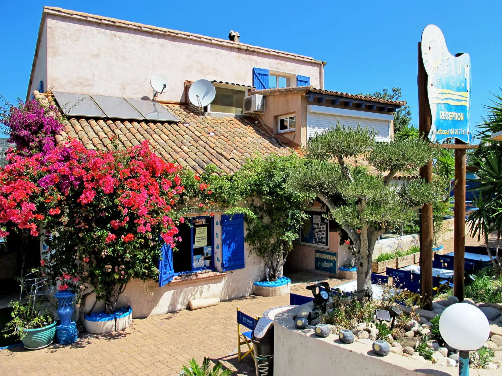 Fium del Cavu-Outside