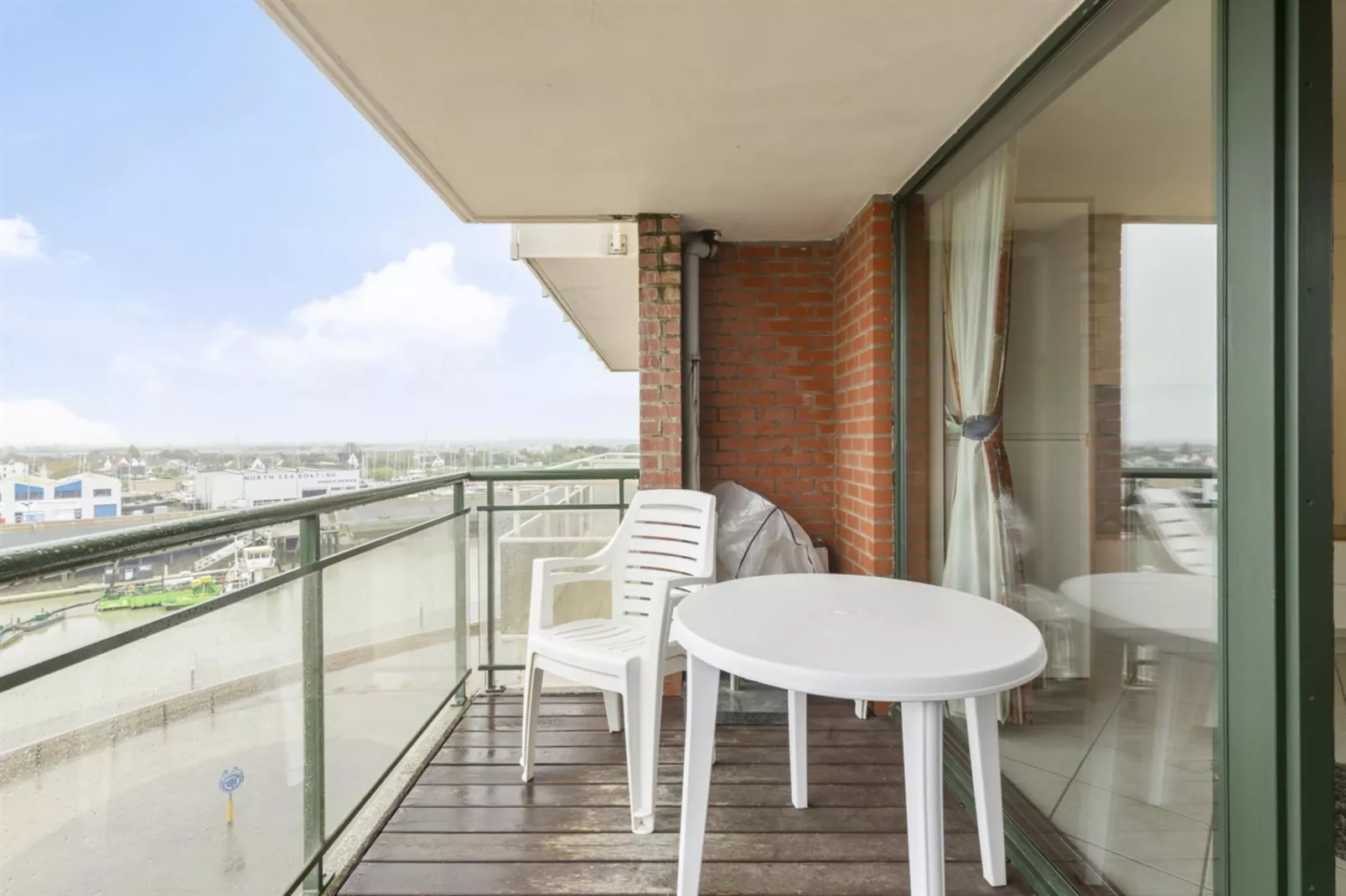 PARADIS - 5A-Terrace balcony