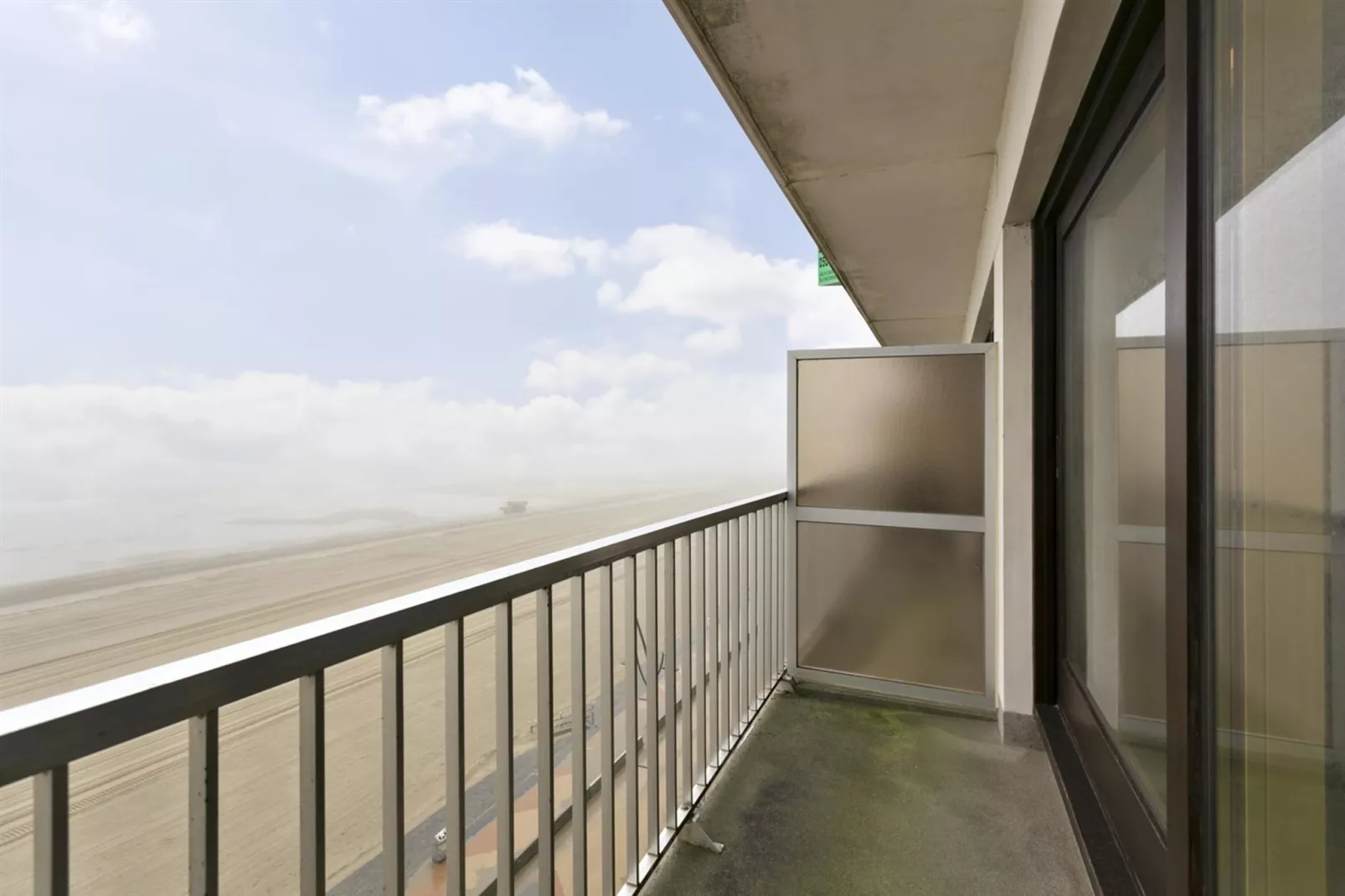 GOLF HIT - 6C-Terrace balcony