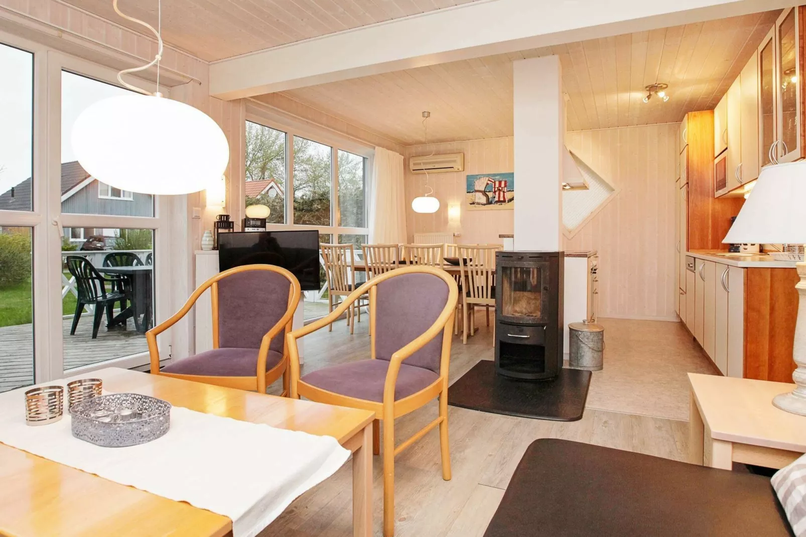 MERKUR 70+48 LOGGIA SW 2.R.-Indoor