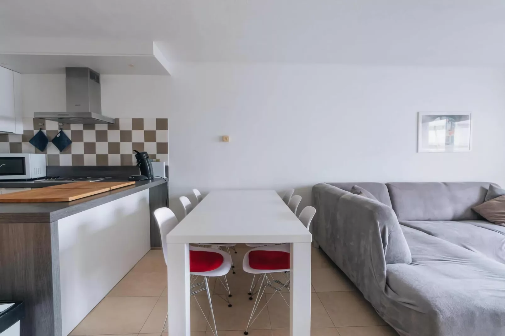 PLAZA I/2811-Dining room