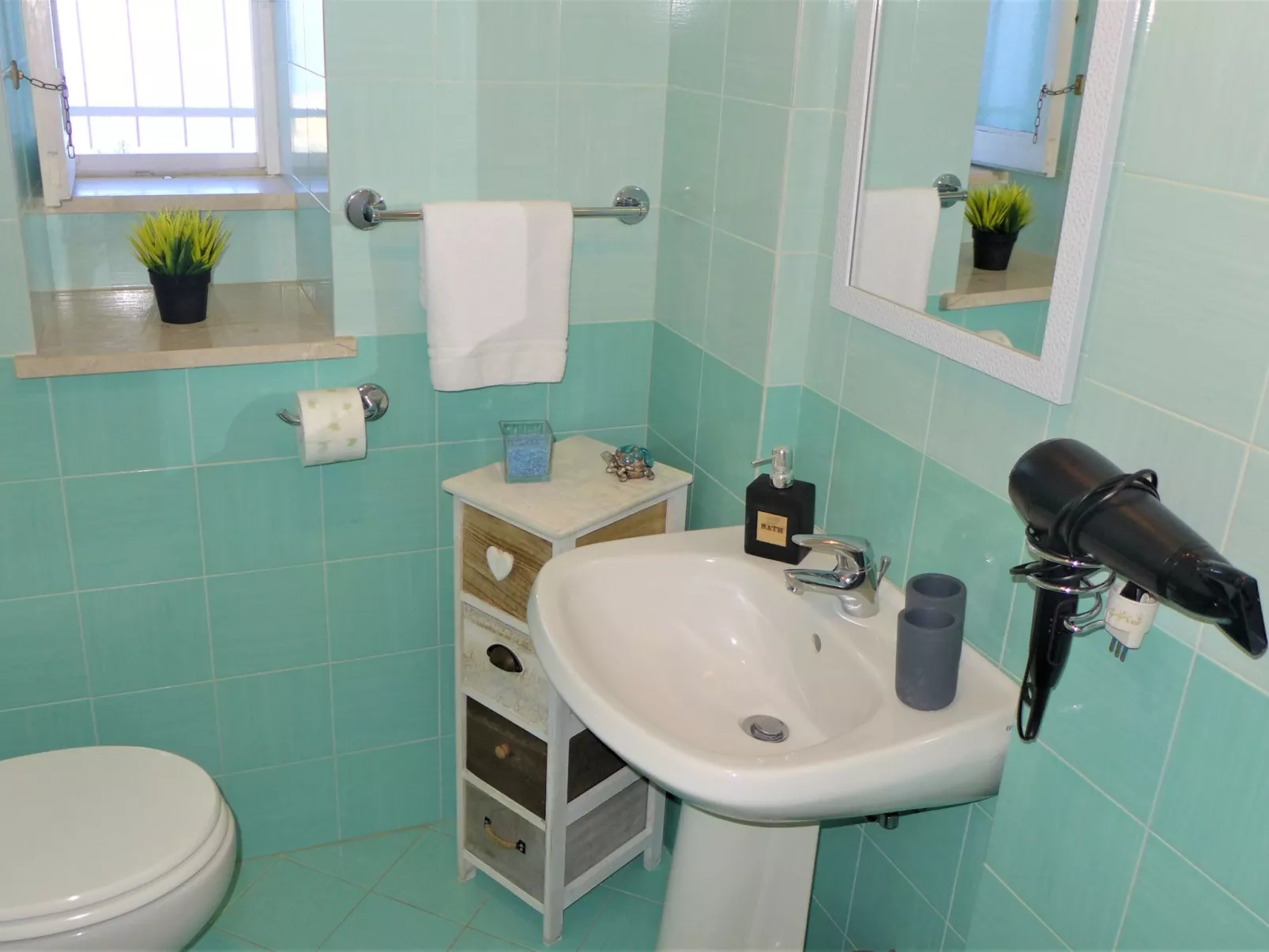 Blue Paradise - Sea View Apartment-Inside