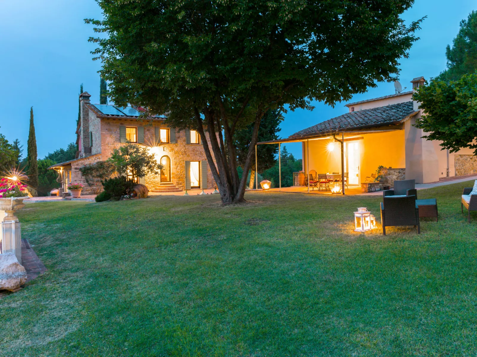 Fonte di Pillo-Outside