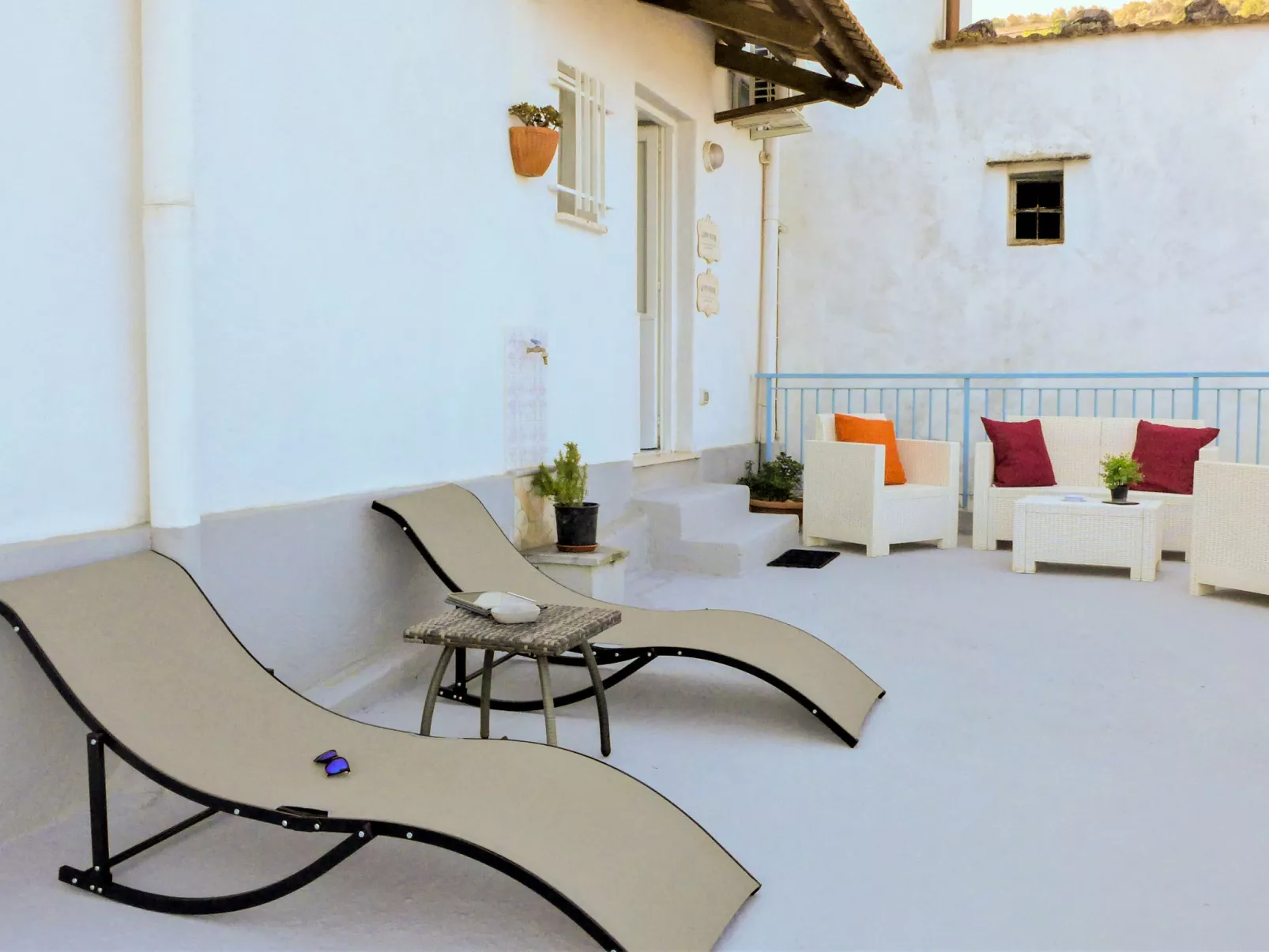 Blue Paradise - Sea View Apartment-Outside