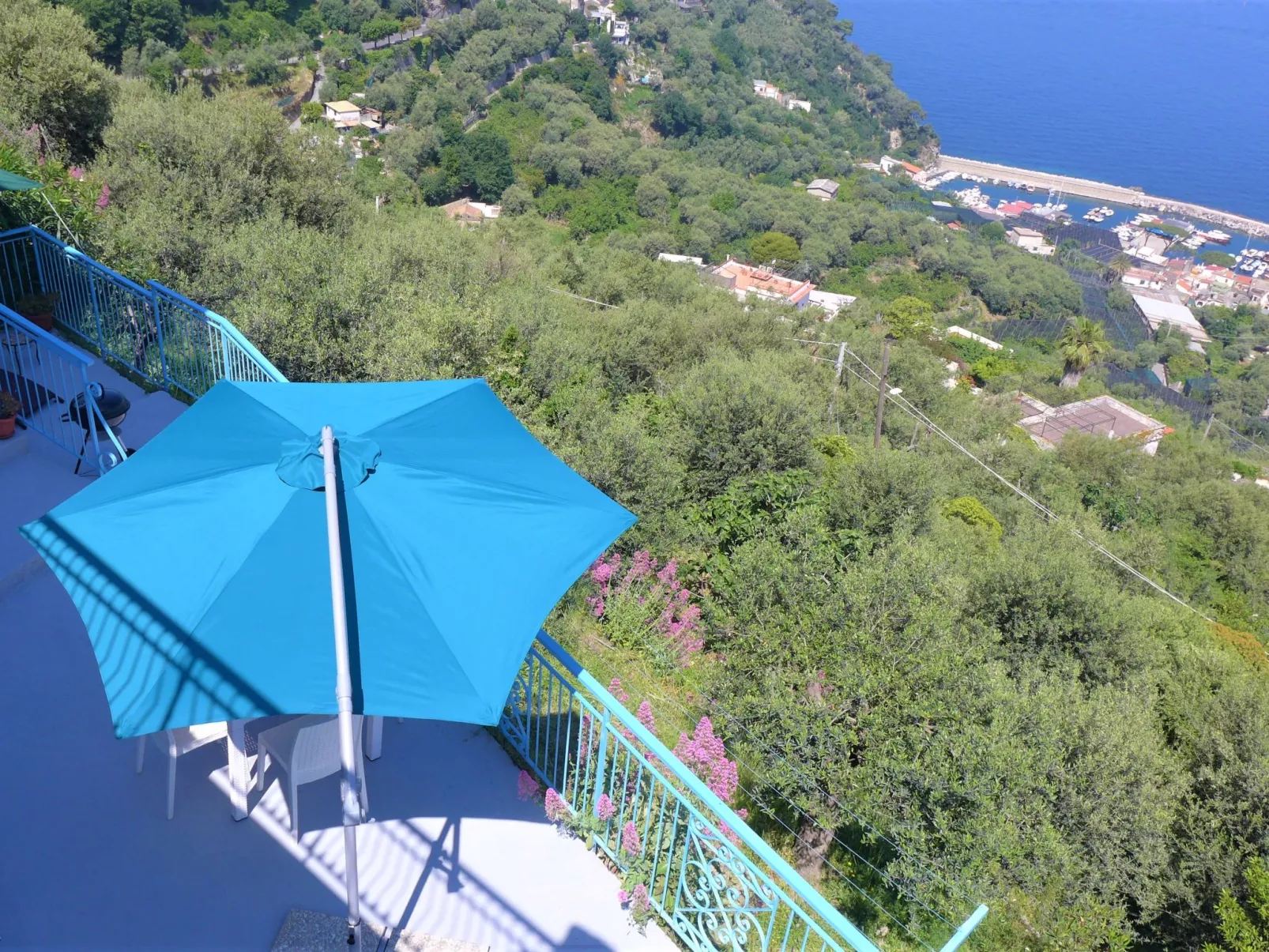 Blue Paradise - Sea View Apartment-Outside