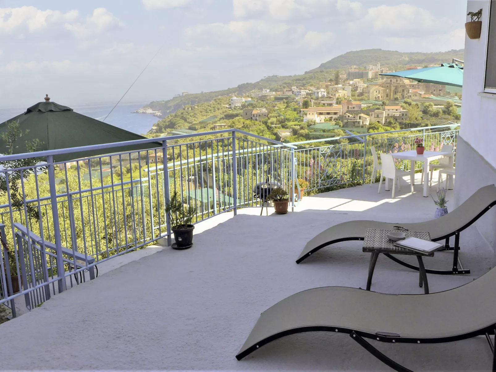 Blue Paradise - Sea View Apartment-Outside