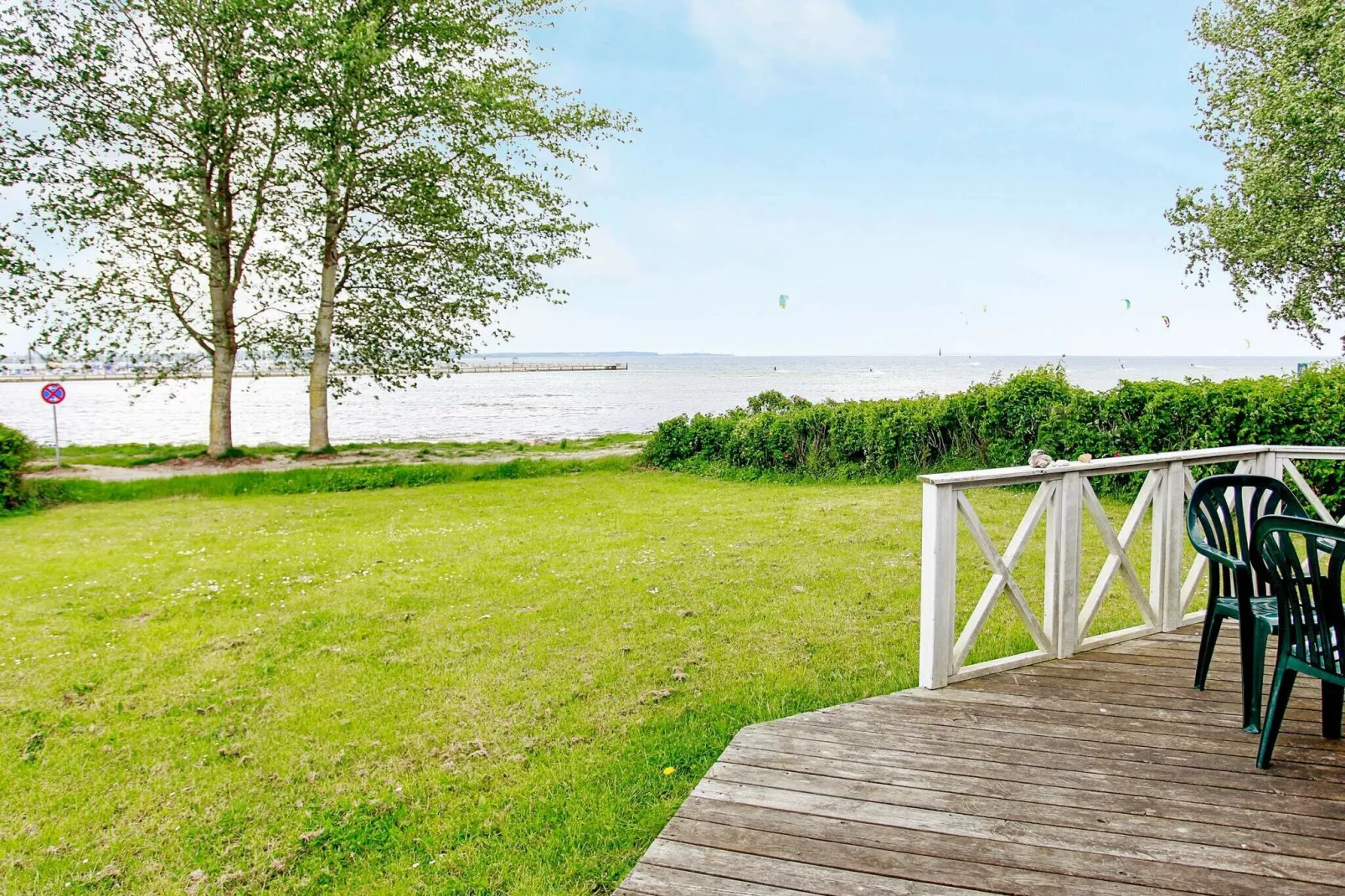 MERCUR 70+48 SWG LOGGIA, 1.R.-Water view